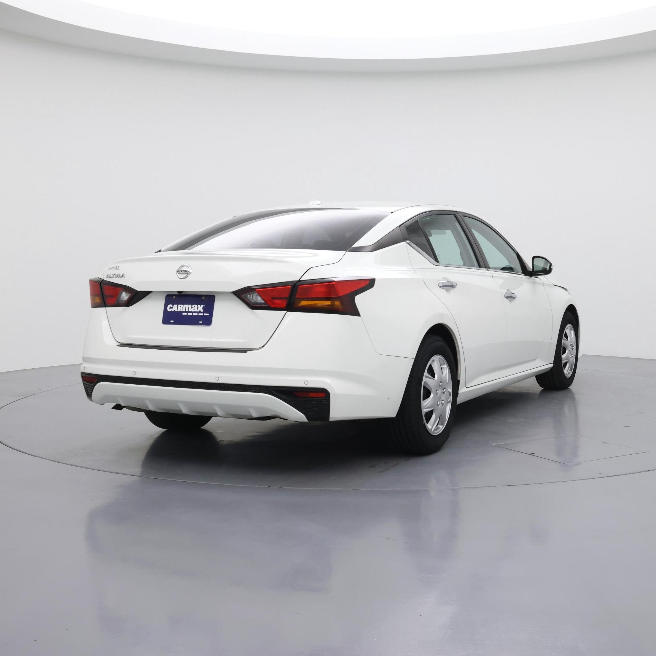 Thumbnail: 2020 Nissan Altima - 8
