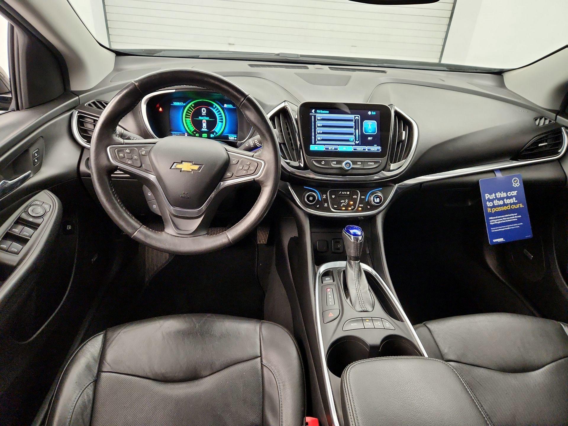 Thumbnail: 2017 Chevrolet Volt - 9