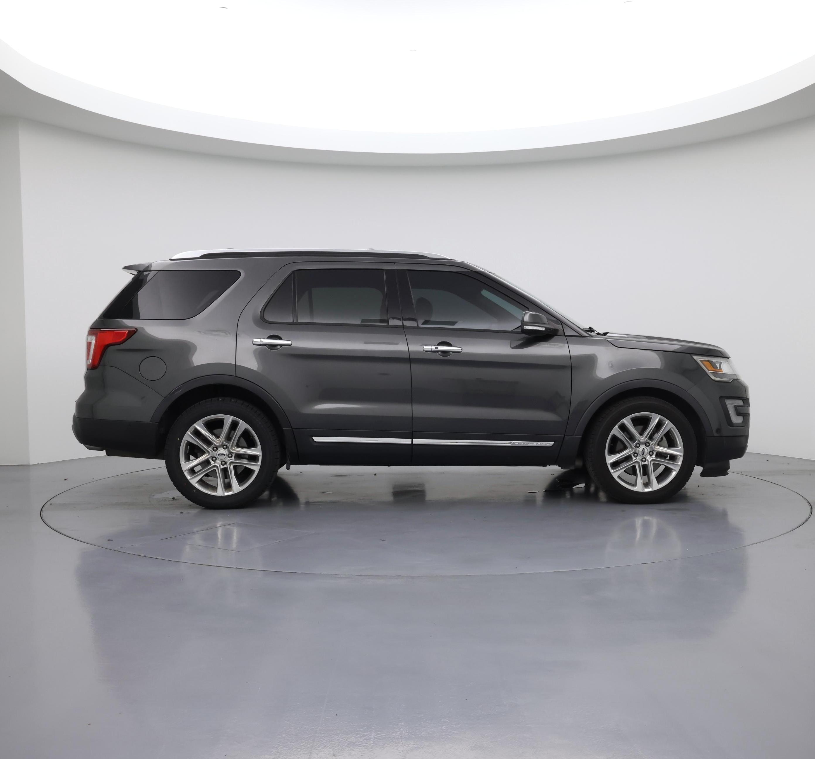 Thumbnail: 2017 Ford Explorer - 7