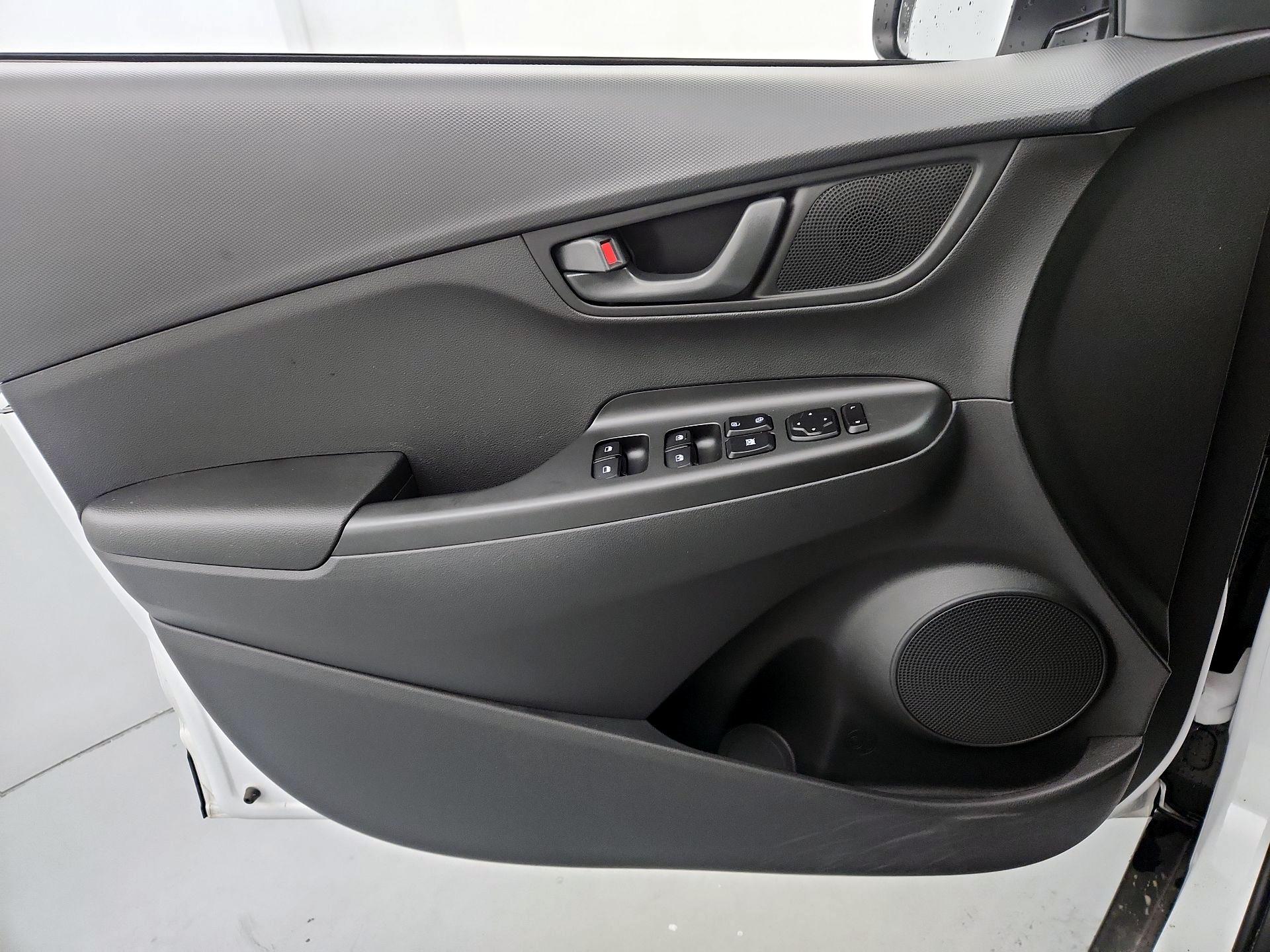 Thumbnail: 2023 Hyundai Kona - 12
