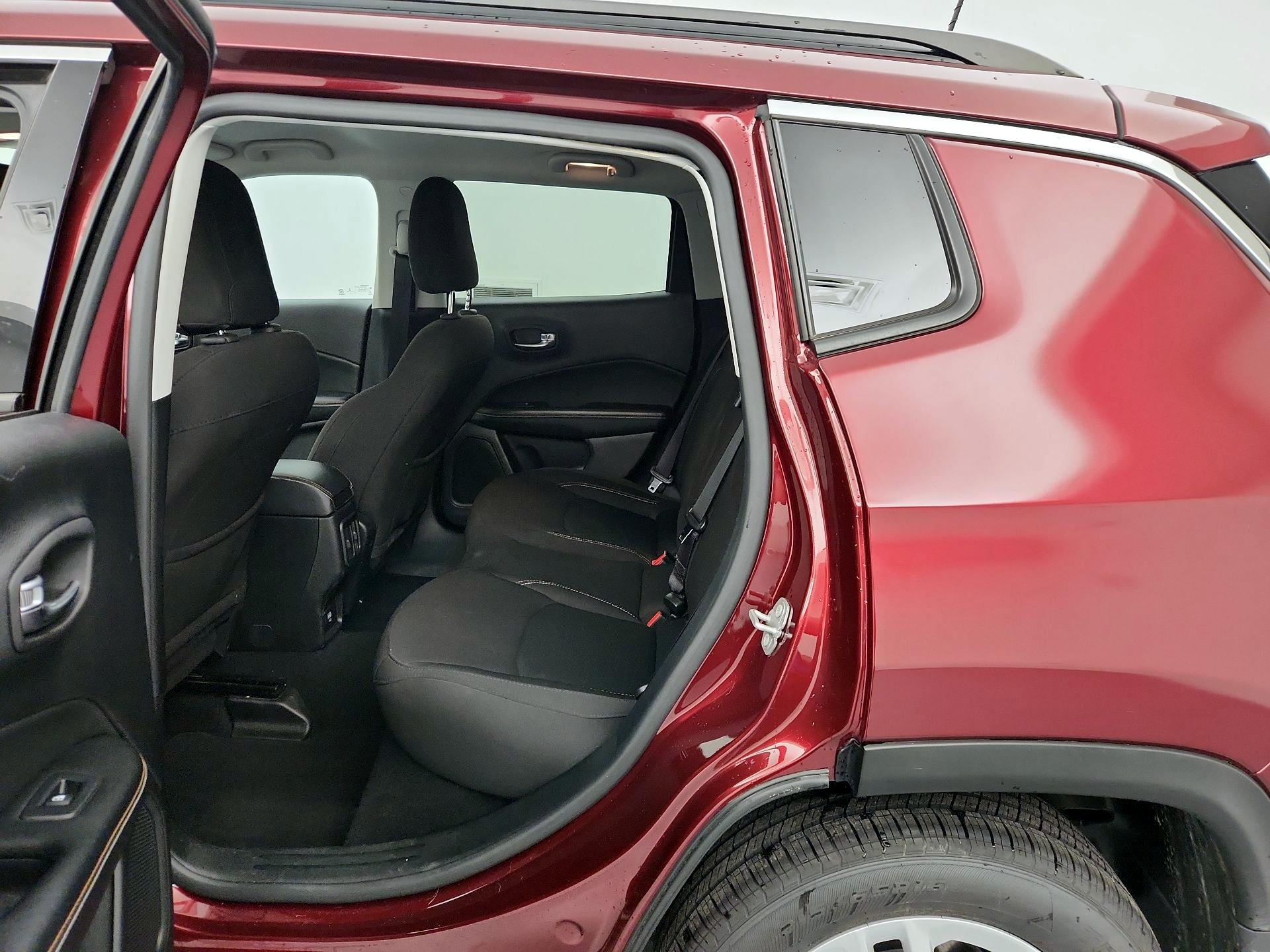 Thumbnail: 2020 Jeep Compass - 19
