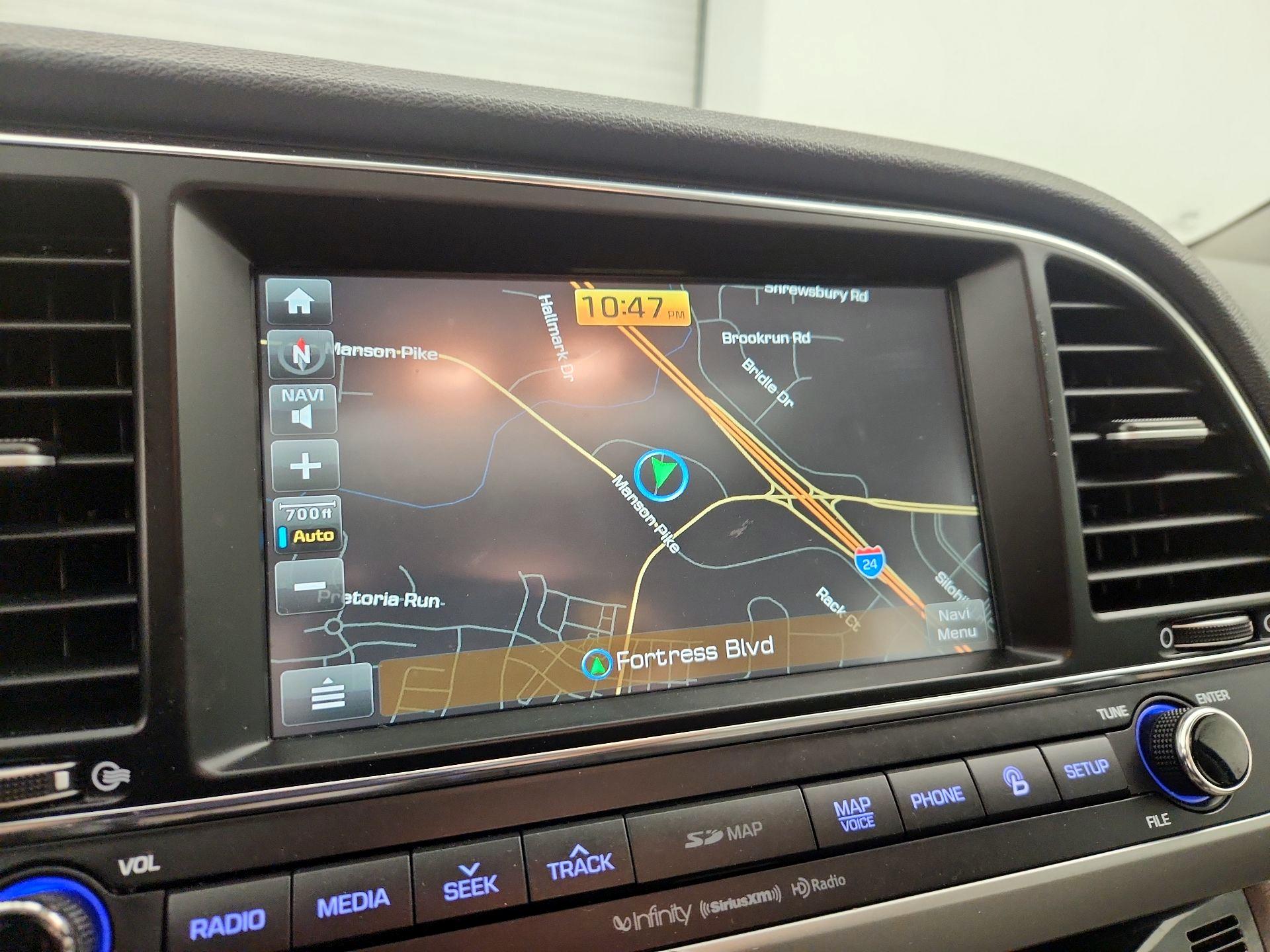 Thumbnail: 2017 Hyundai Elantra - 14