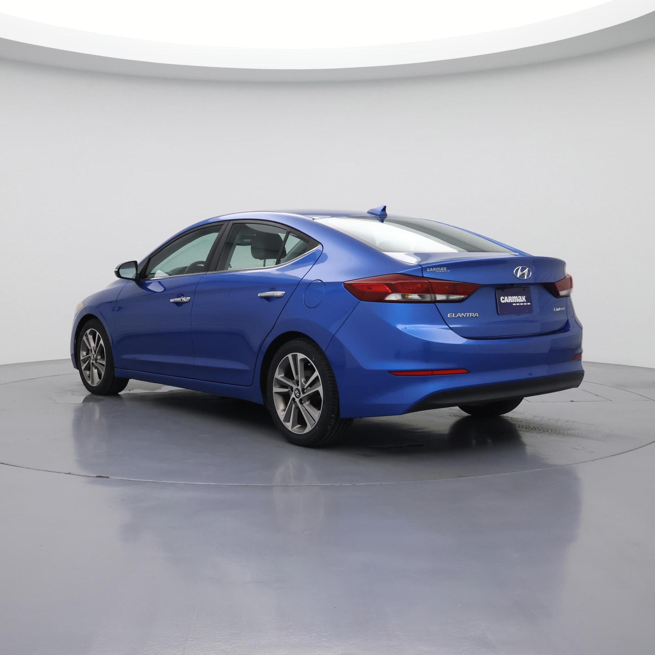 Thumbnail: 2017 Hyundai Elantra - 2