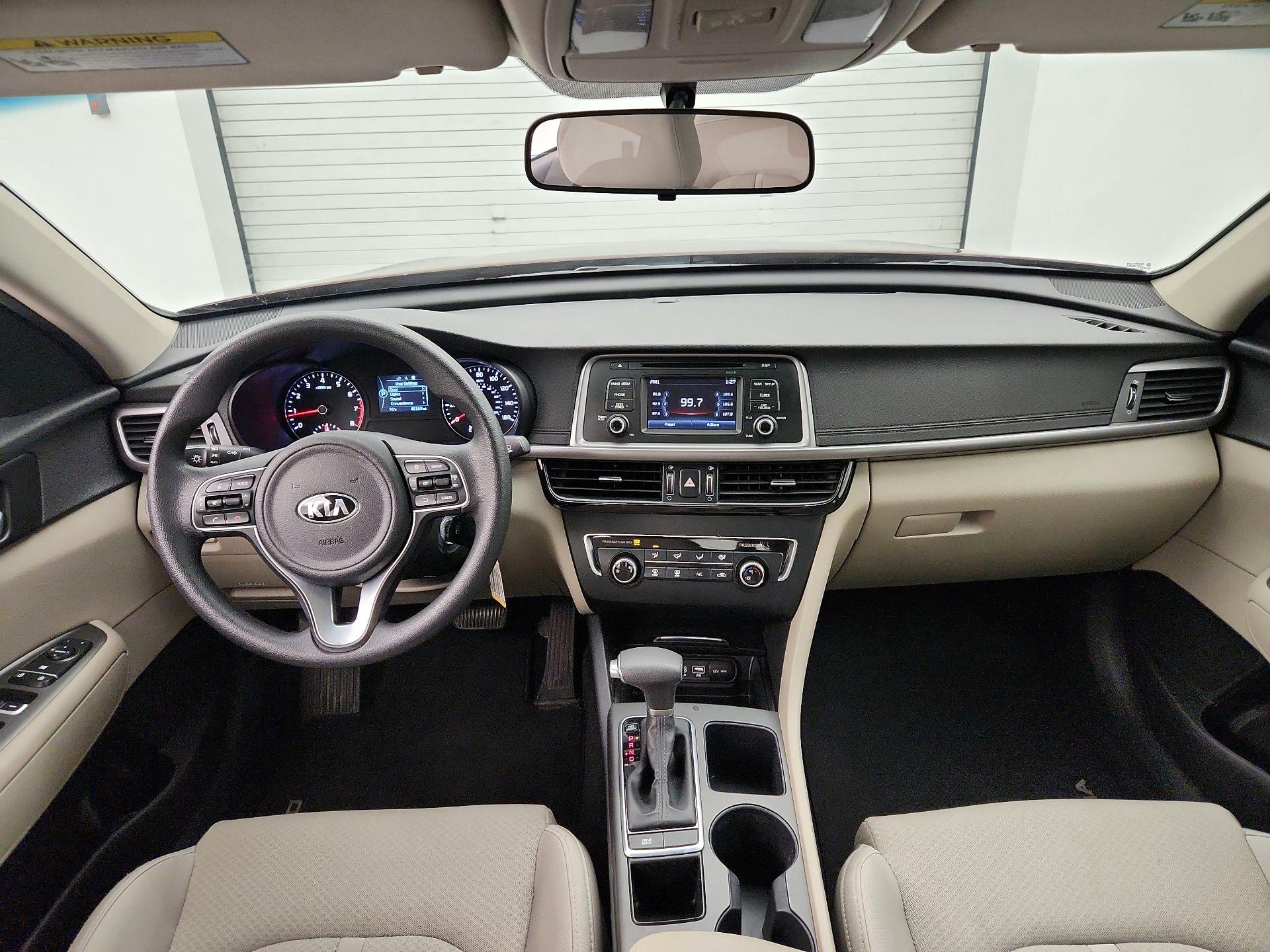 Thumbnail: 2016 Kia Optima - 9