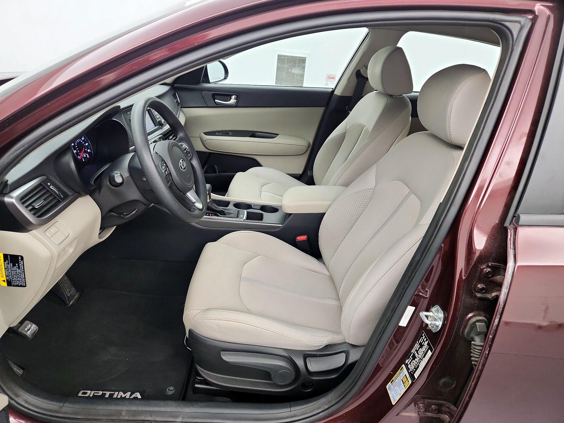 Thumbnail: 2016 Kia Optima - 11