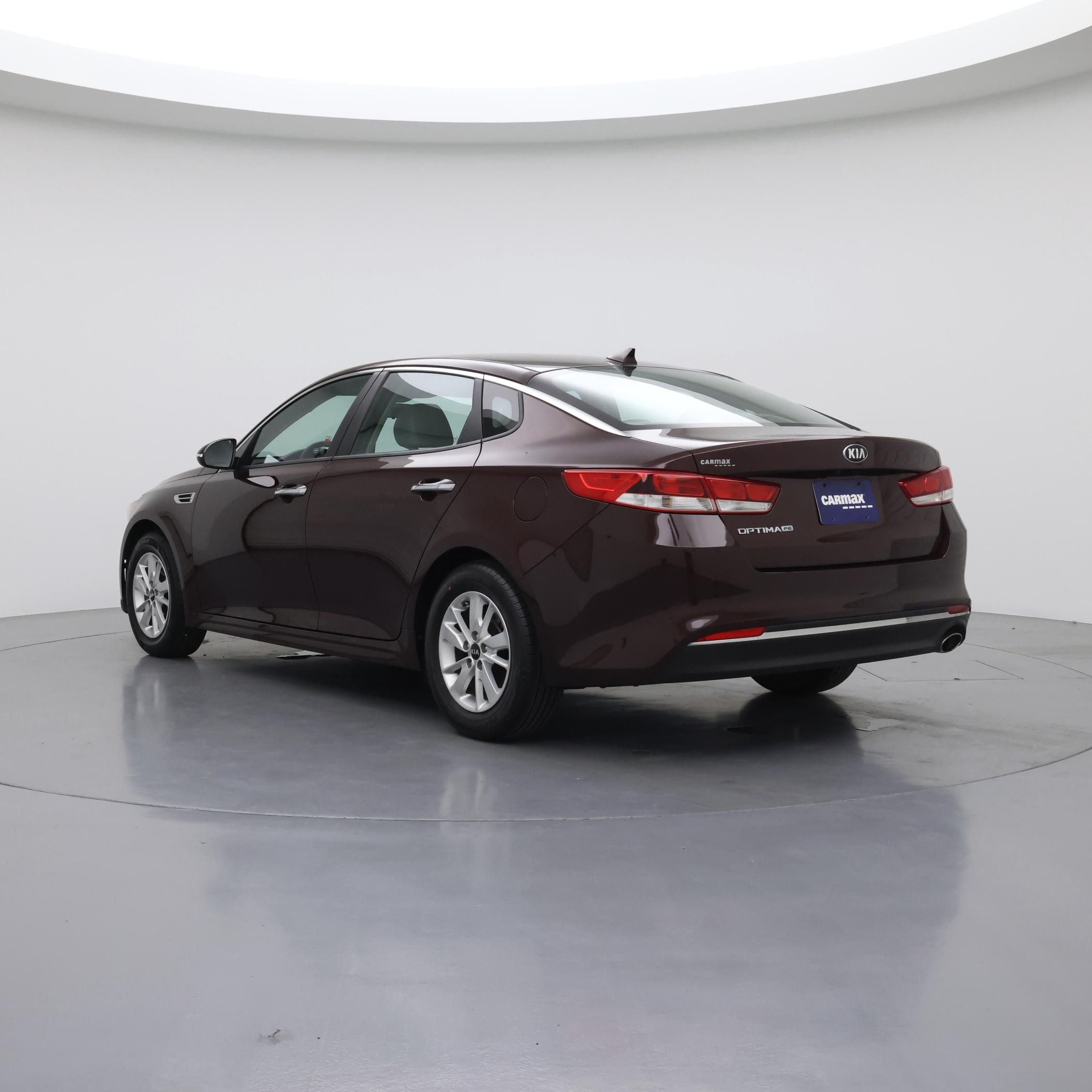 Thumbnail: 2016 Kia Optima - 2
