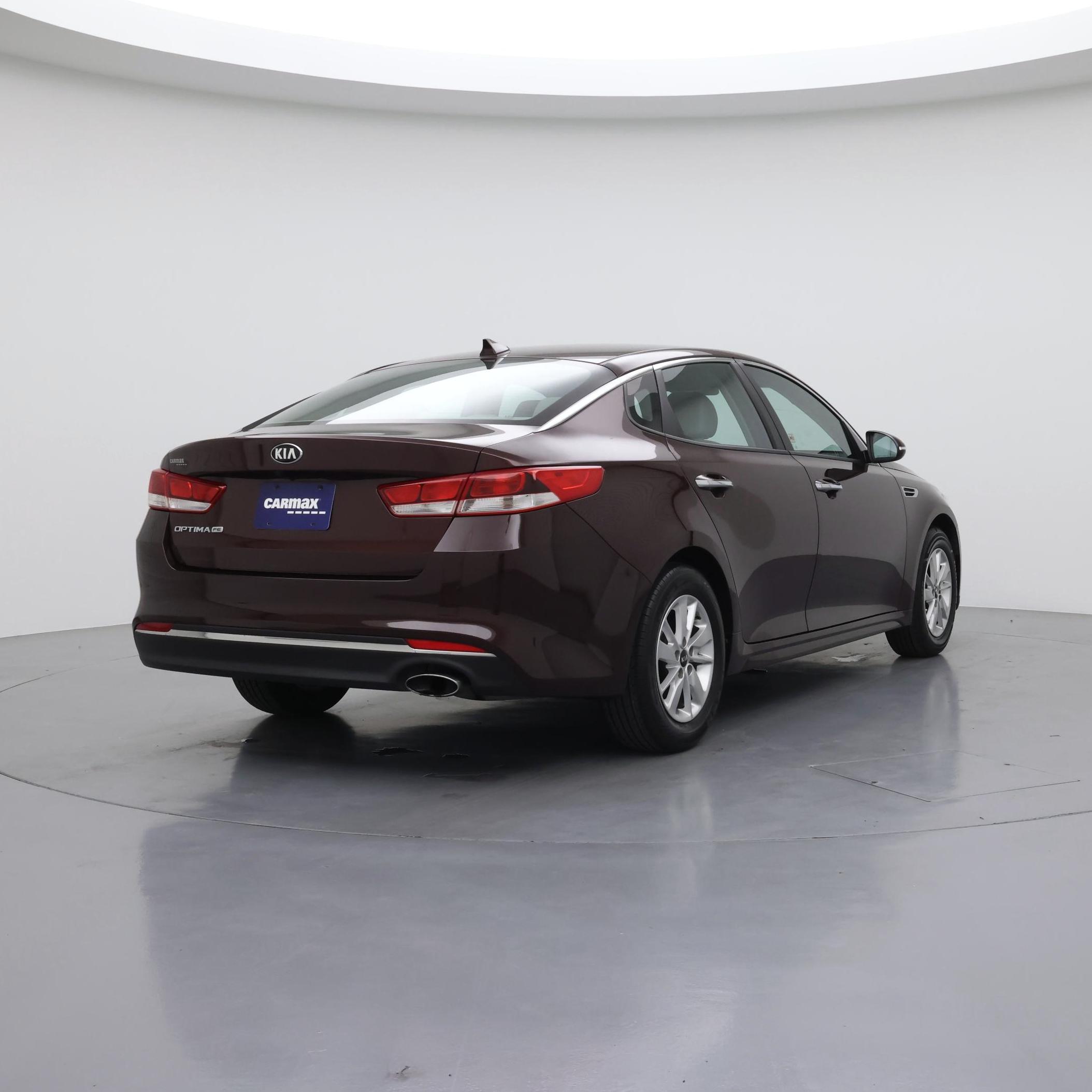 Thumbnail: 2016 Kia Optima - 8