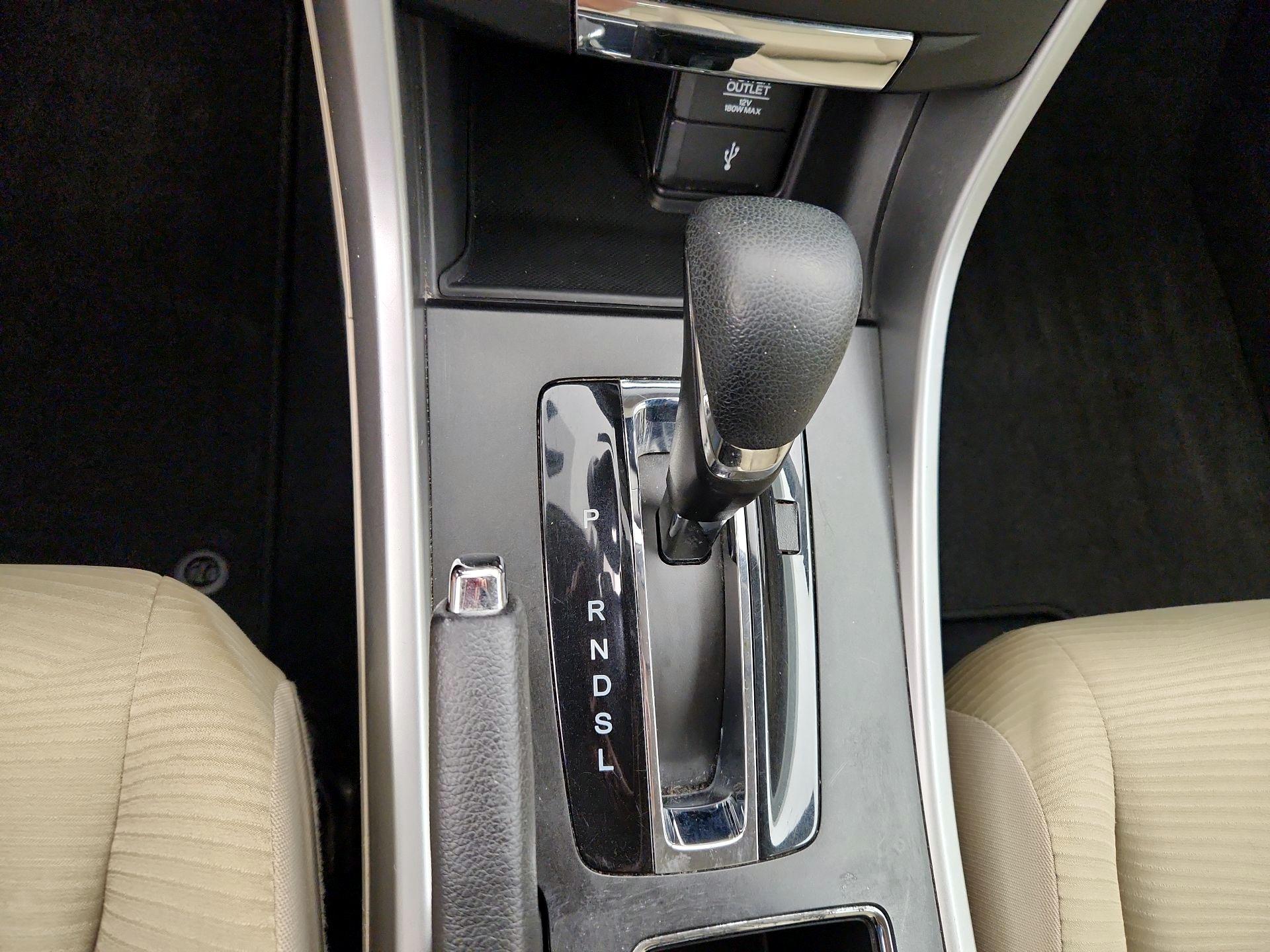 Thumbnail: 2014 Honda Accord - 17