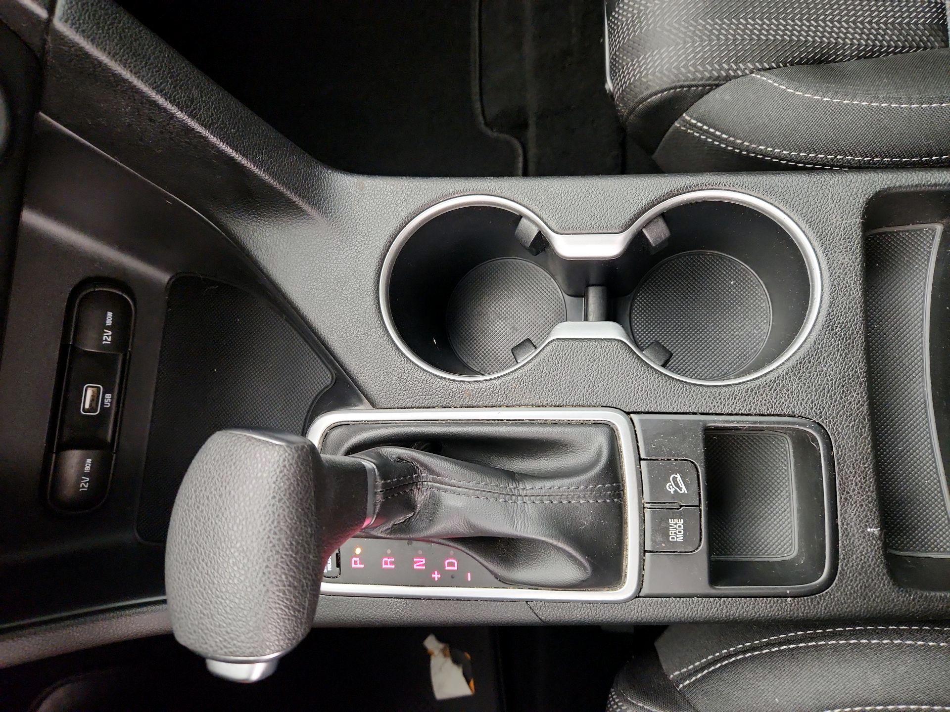 Thumbnail: 2021 Kia Sportage - 17