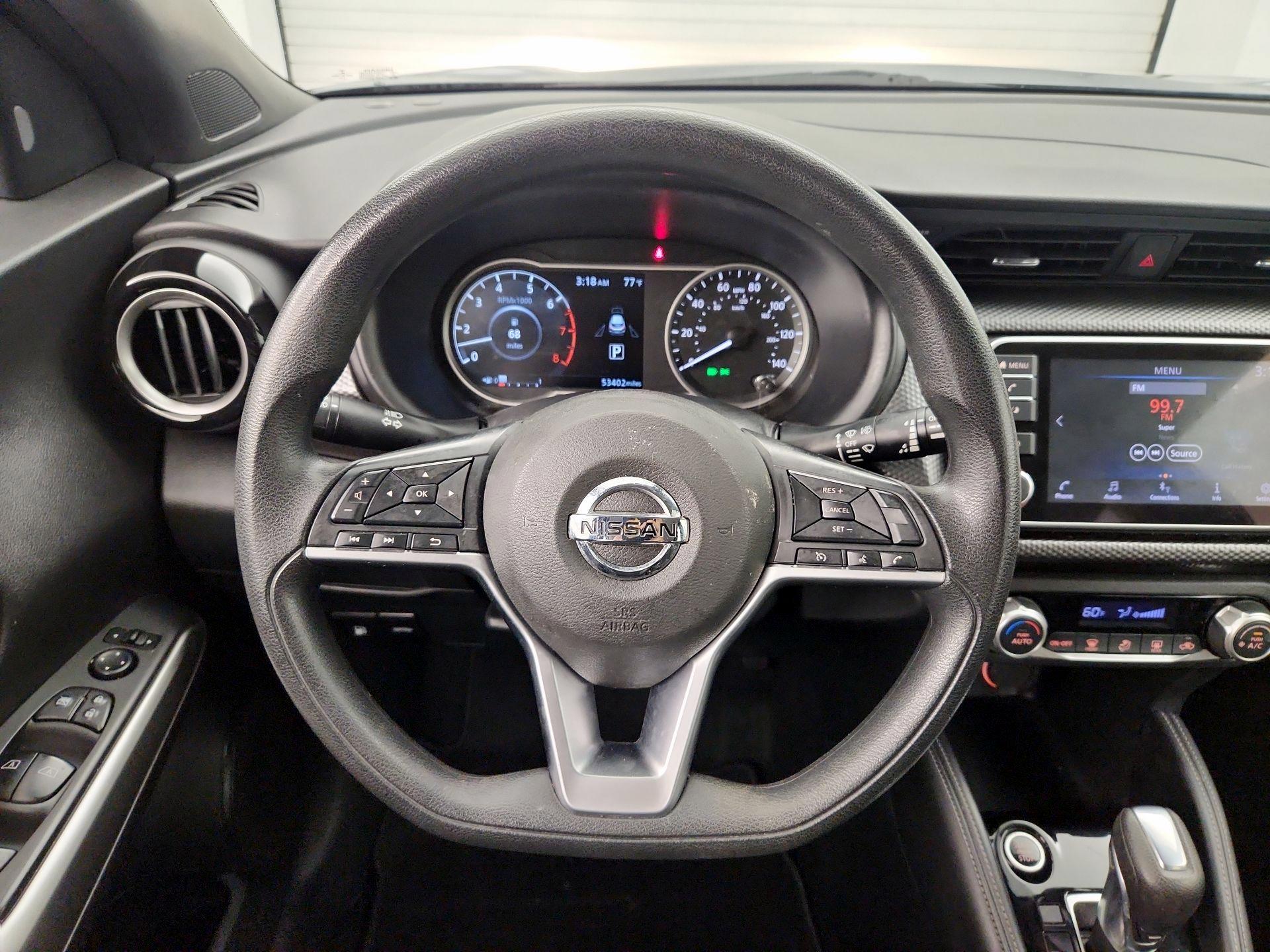 Thumbnail: 2020 Nissan Kicks - 10