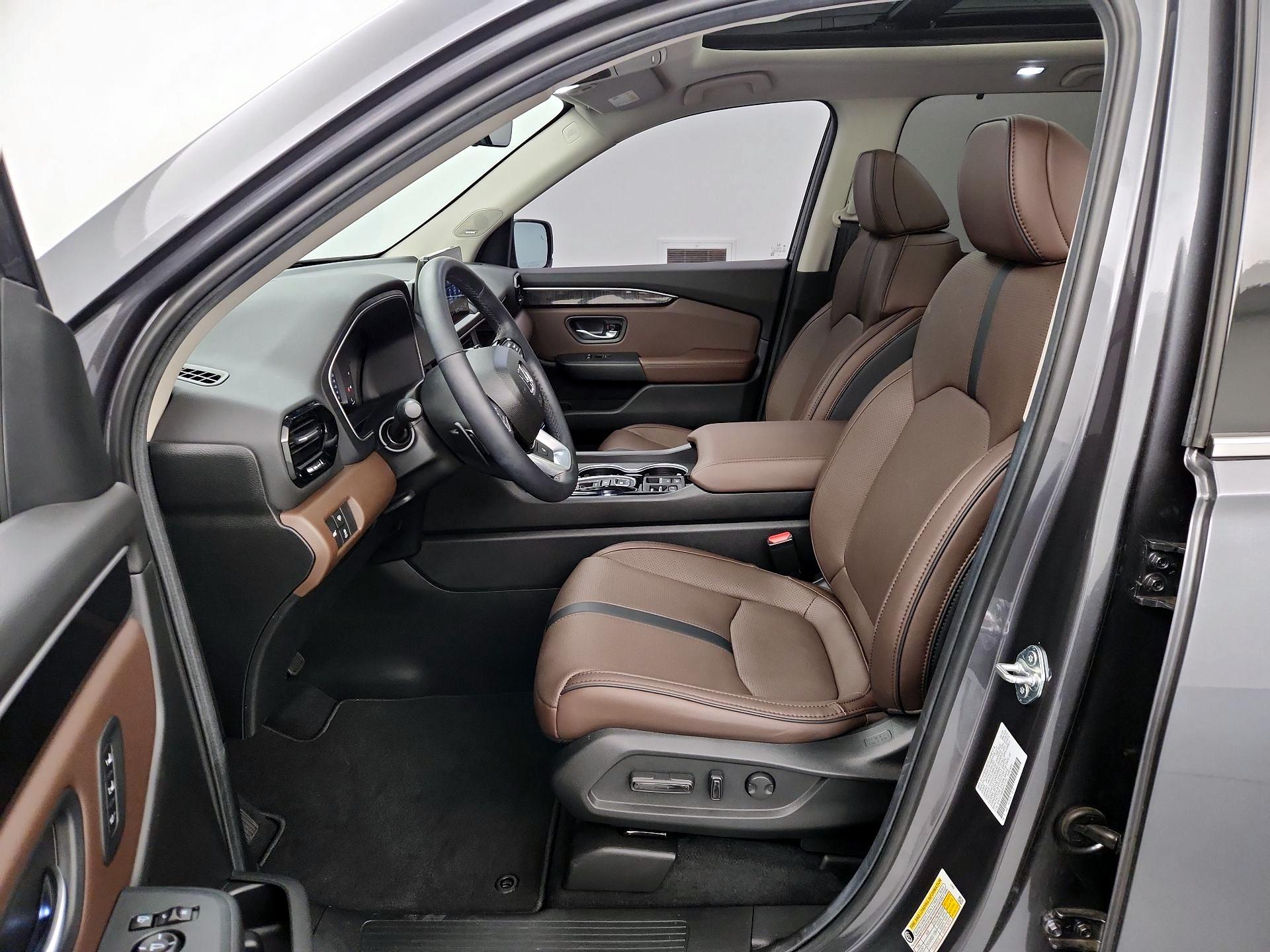 Thumbnail: 2025 Honda Pilot - 11