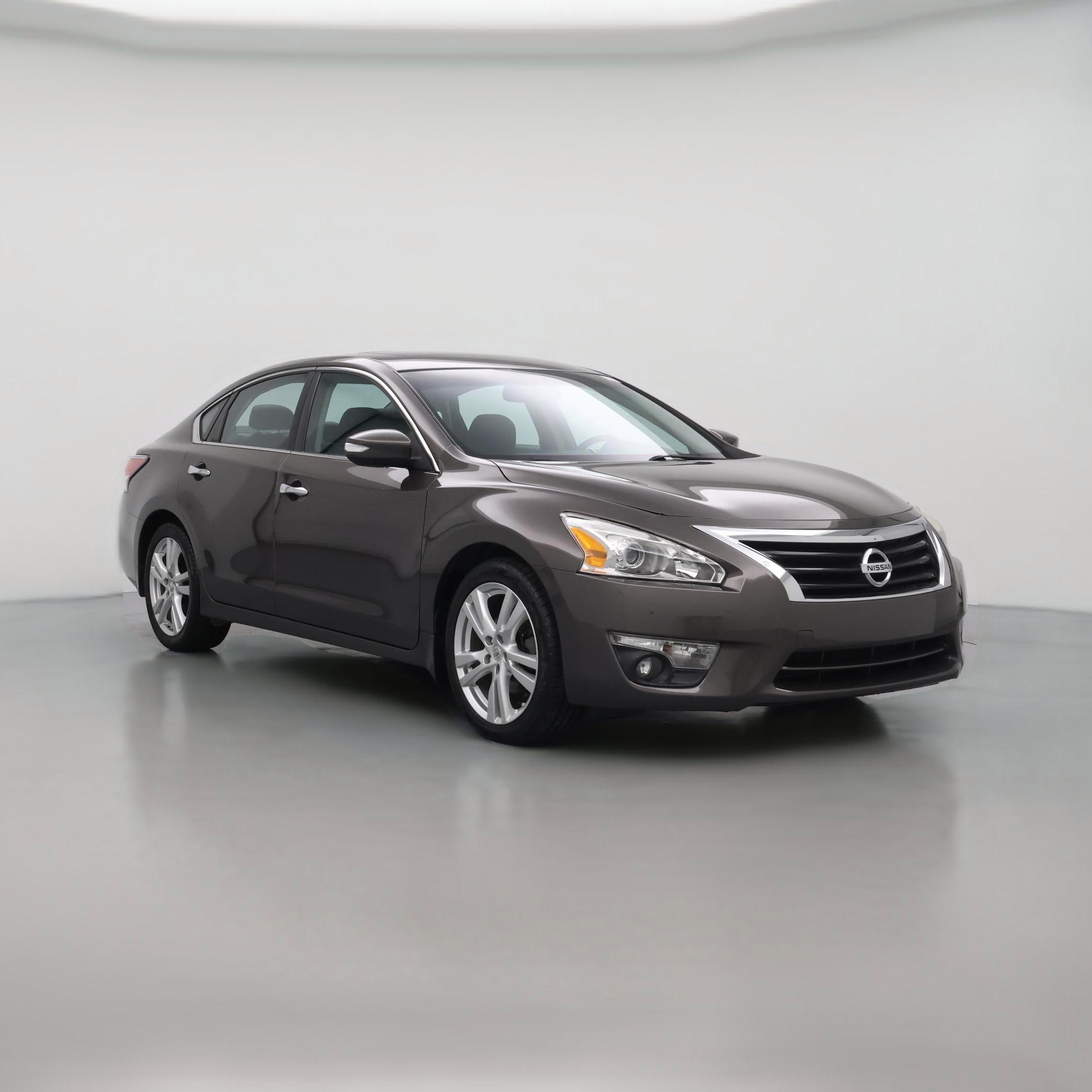 Thumbnail: 2015 Nissan Altima - 1