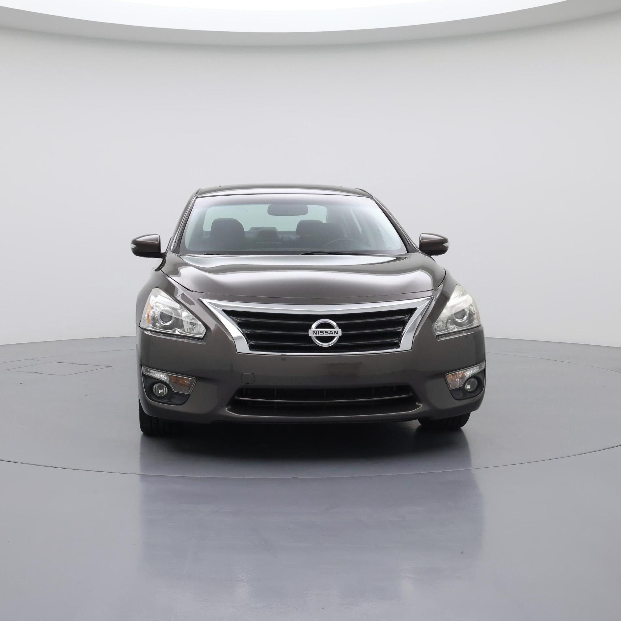 Thumbnail: 2015 Nissan Altima - 5