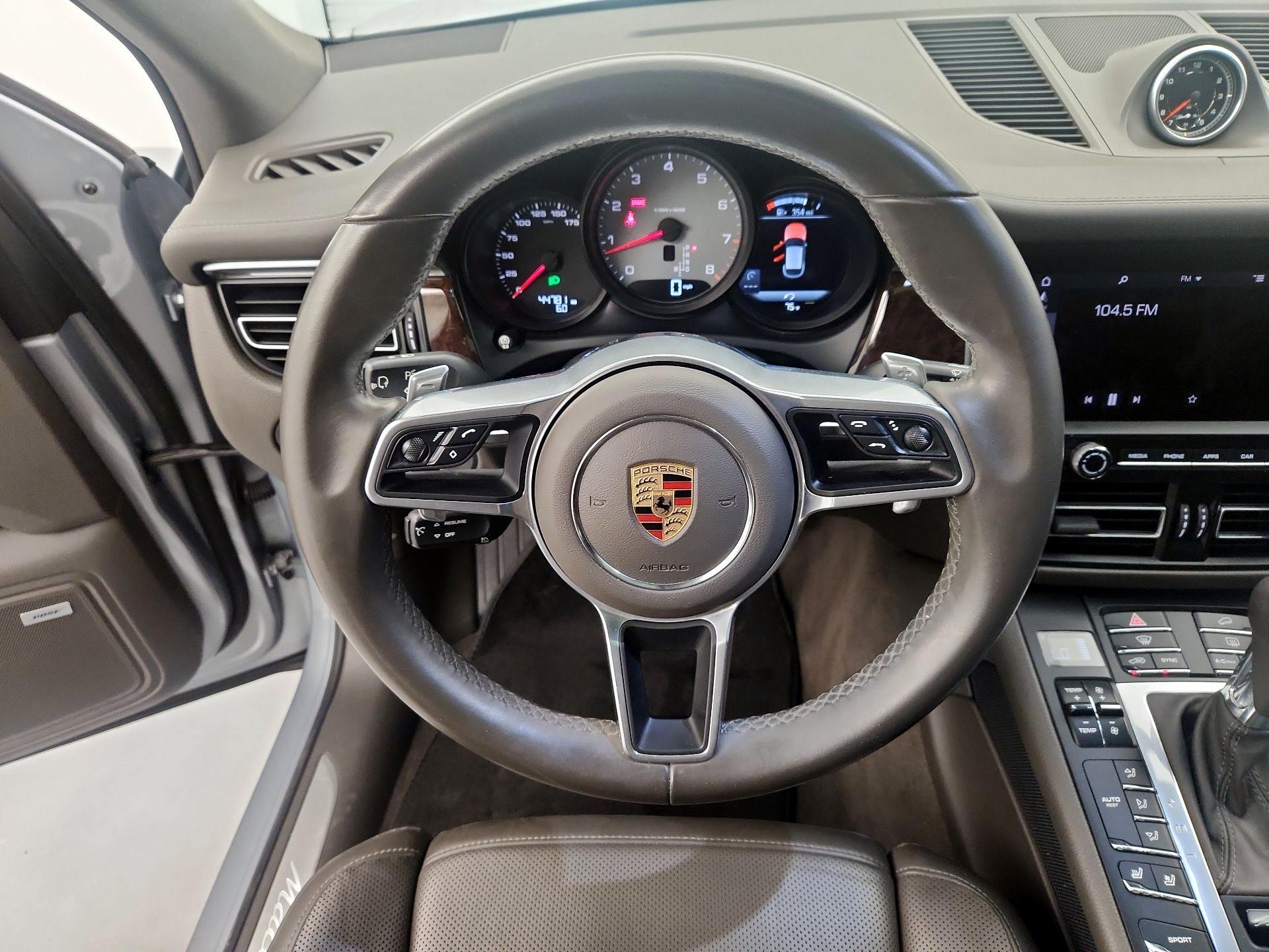 Thumbnail: 2020 Porsche Macan - 10