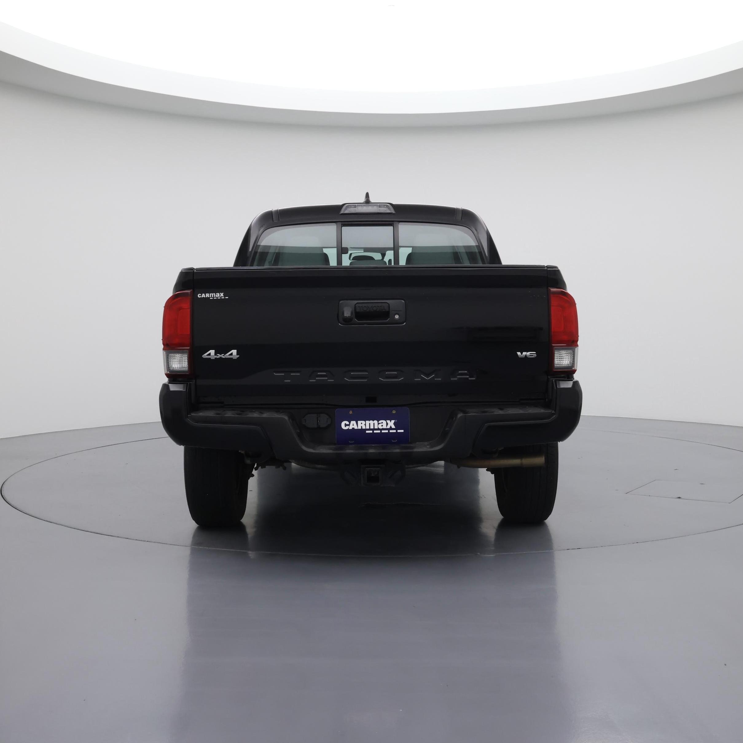 Thumbnail: 2018 Toyota Tacoma - 6