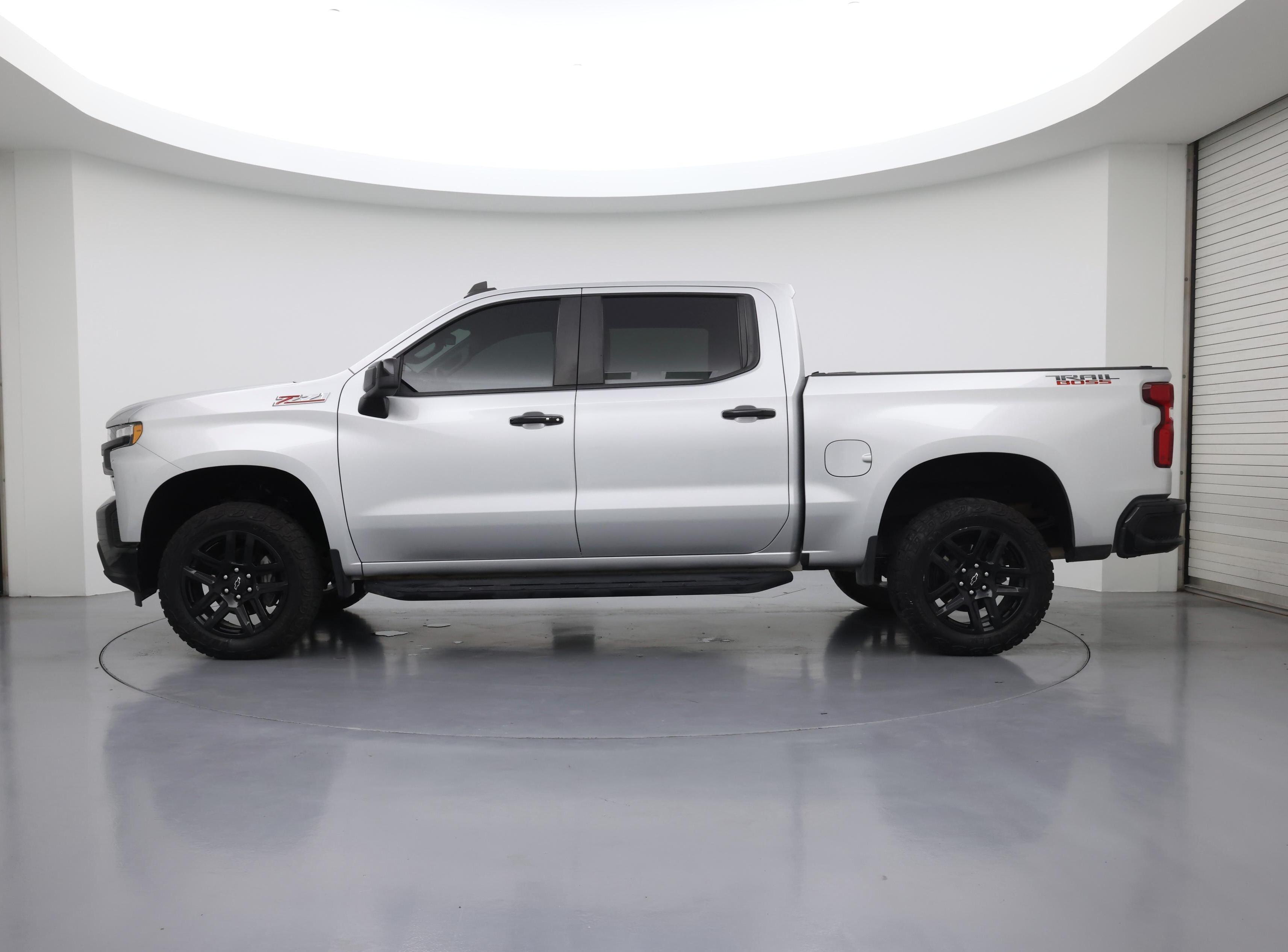 Thumbnail: 2021 Chevrolet Silverado 1500 - 3