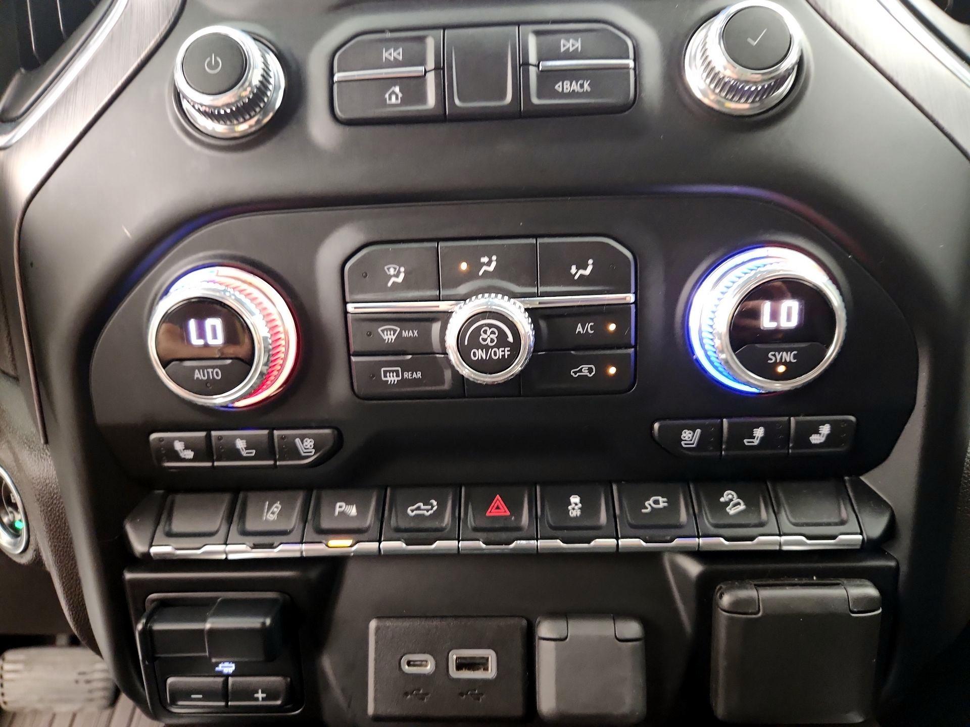 Thumbnail: 2020 GMC Sierra 2500 - 17