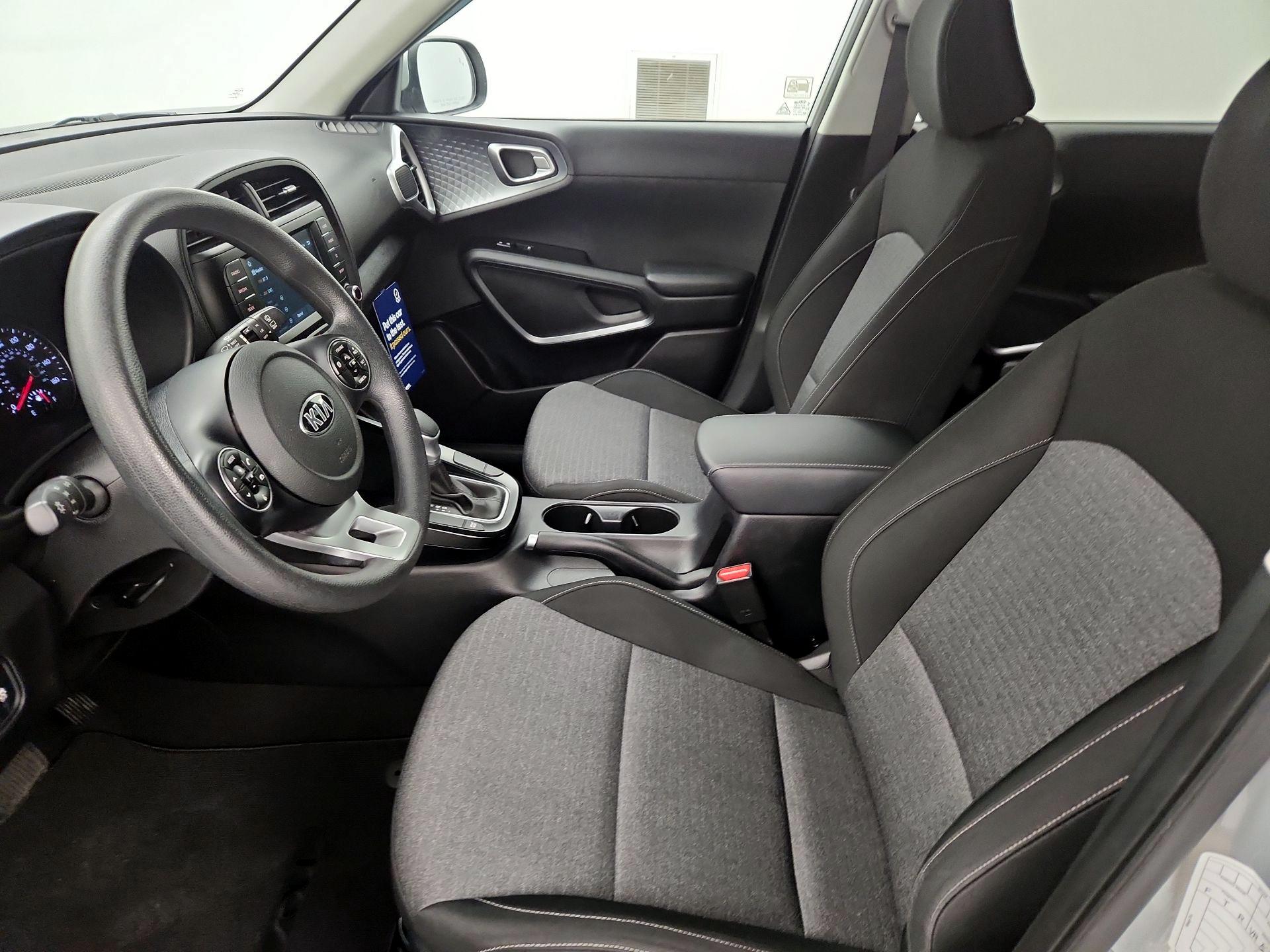 Thumbnail: 2020 Kia Soul - 11
