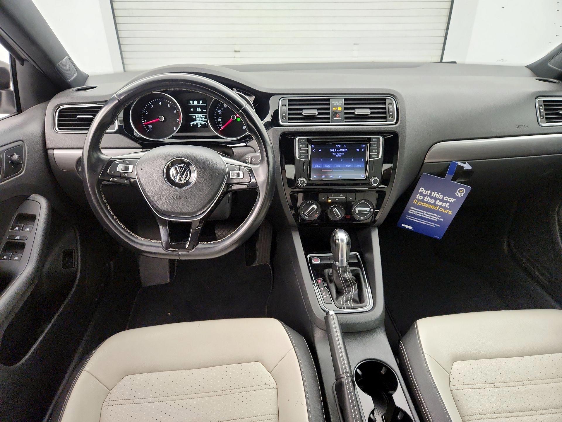 Thumbnail: 2016 Volkswagen Jetta - 9