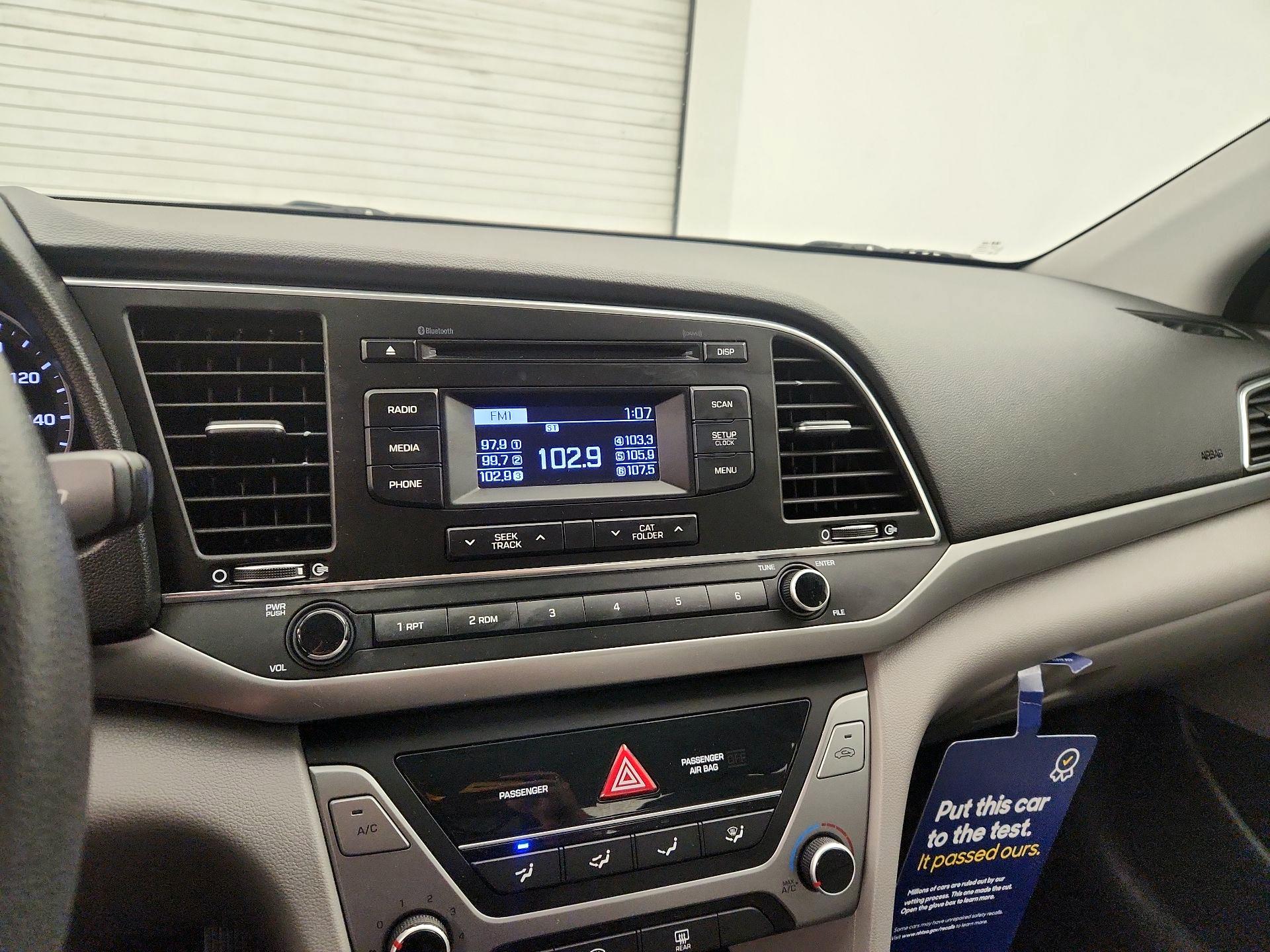 Thumbnail: 2017 Hyundai Elantra - 14