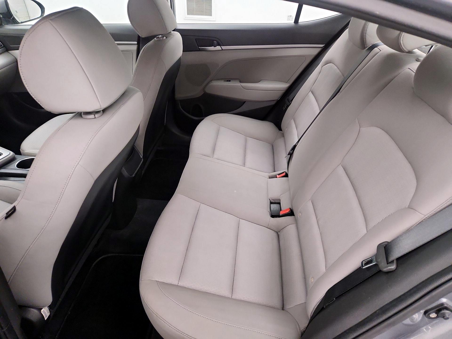 Thumbnail: 2017 Hyundai Elantra - 17