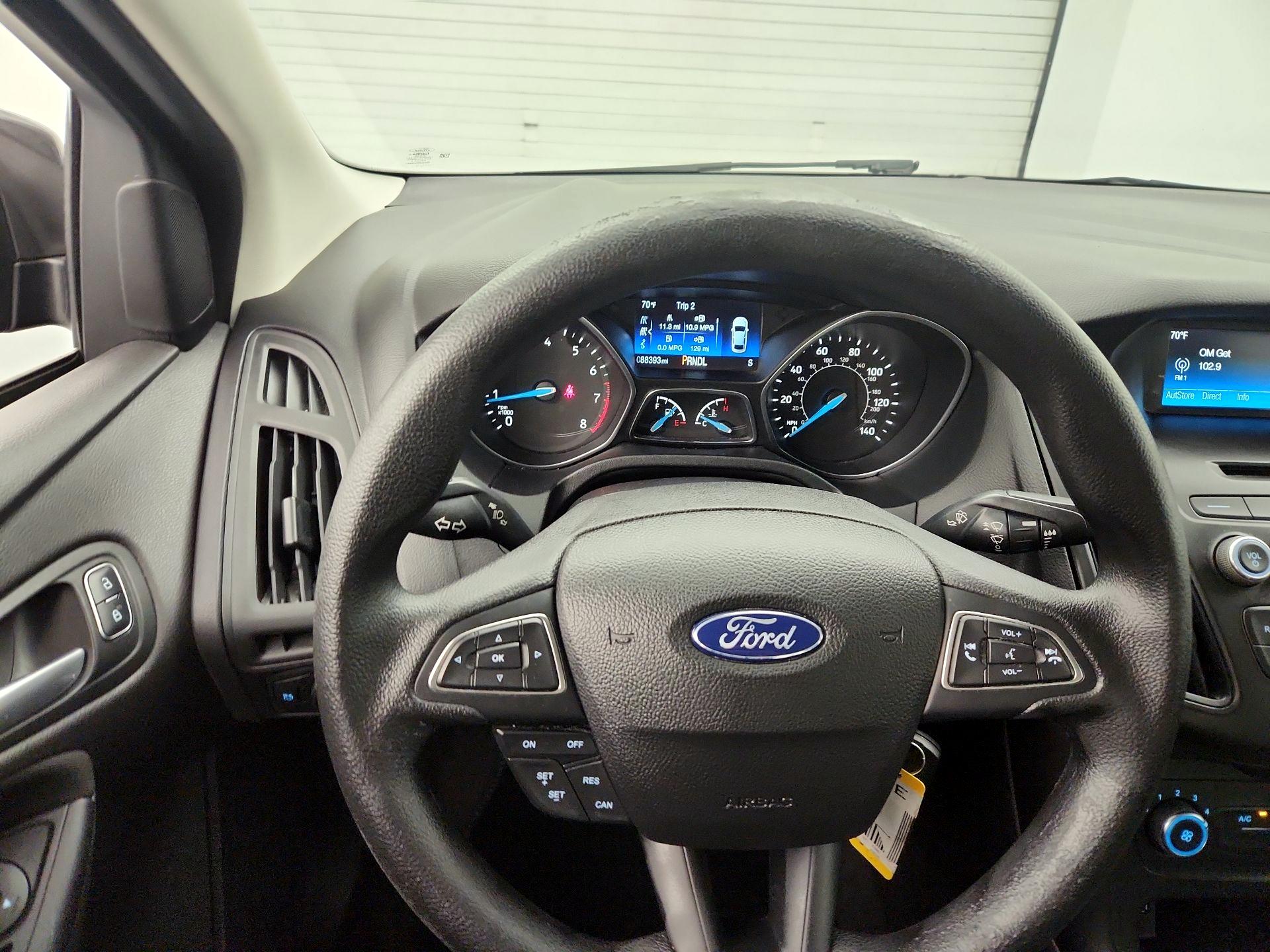 Thumbnail: 2017 Ford Focus - 10
