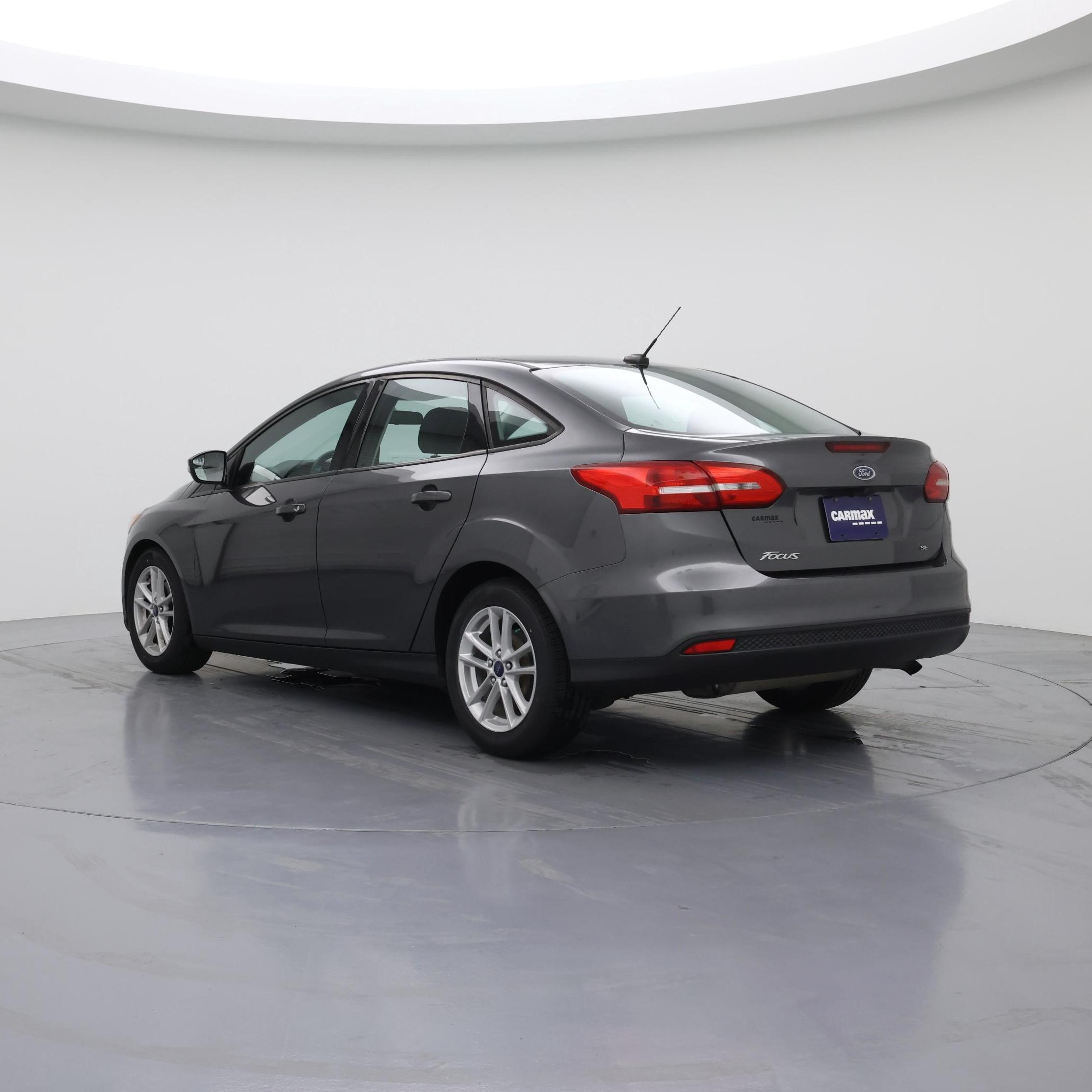 Thumbnail: 2017 Ford Focus - 2