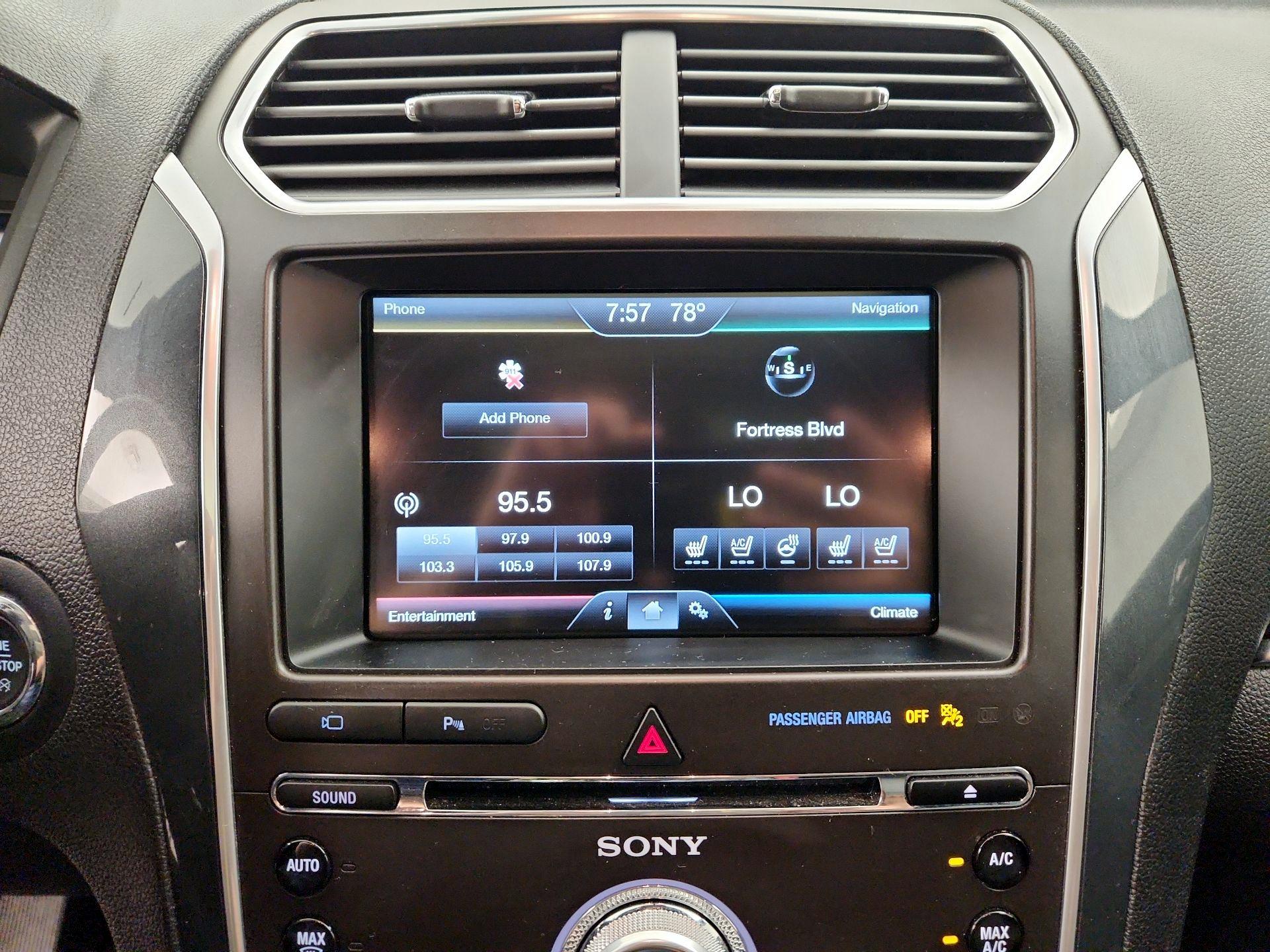 Thumbnail: 2016 Ford Explorer - 15