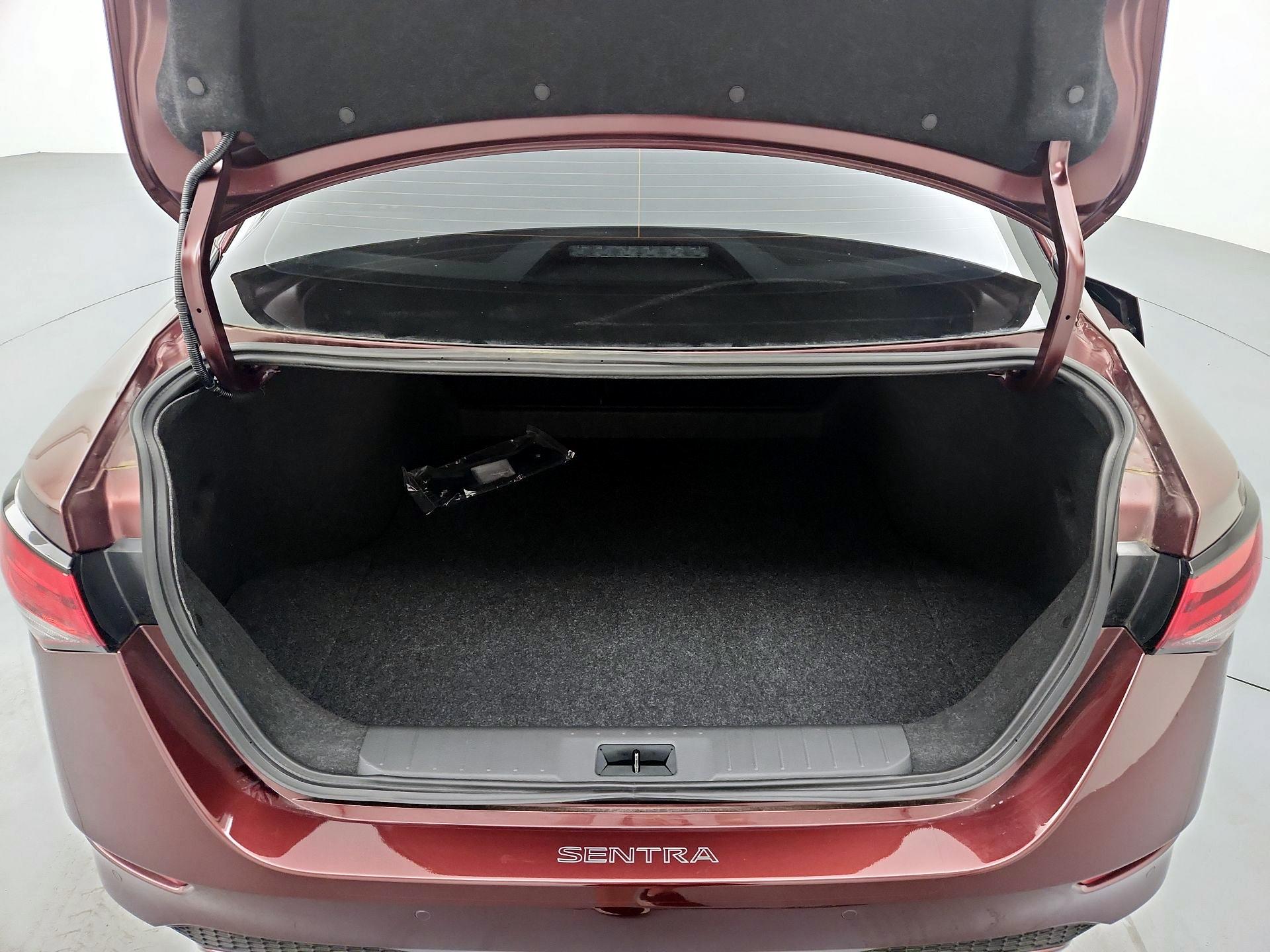 Thumbnail: 2025 Nissan Sentra - 20