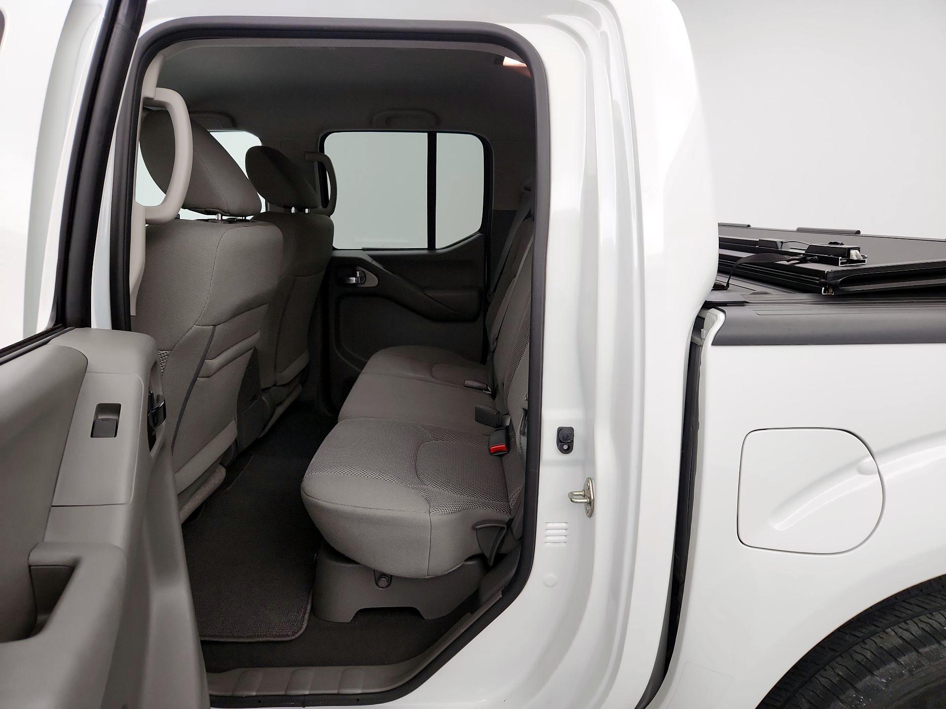 Thumbnail: 2019 Nissan Frontier - 18