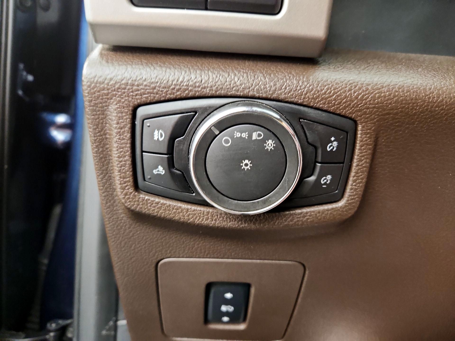 Thumbnail: 2017 Ford F-150 - 13