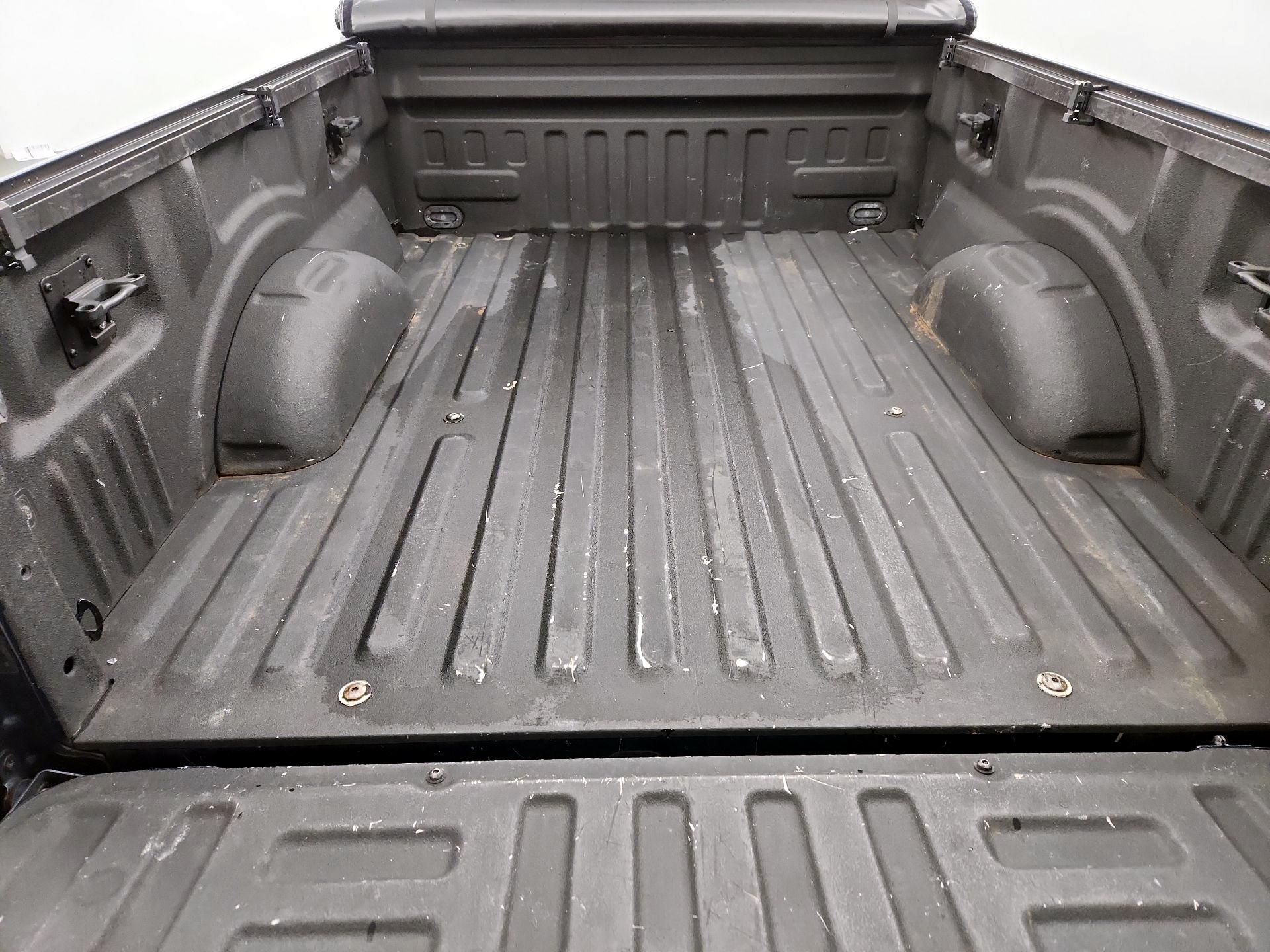 Thumbnail: 2017 Ford F-150 - 19