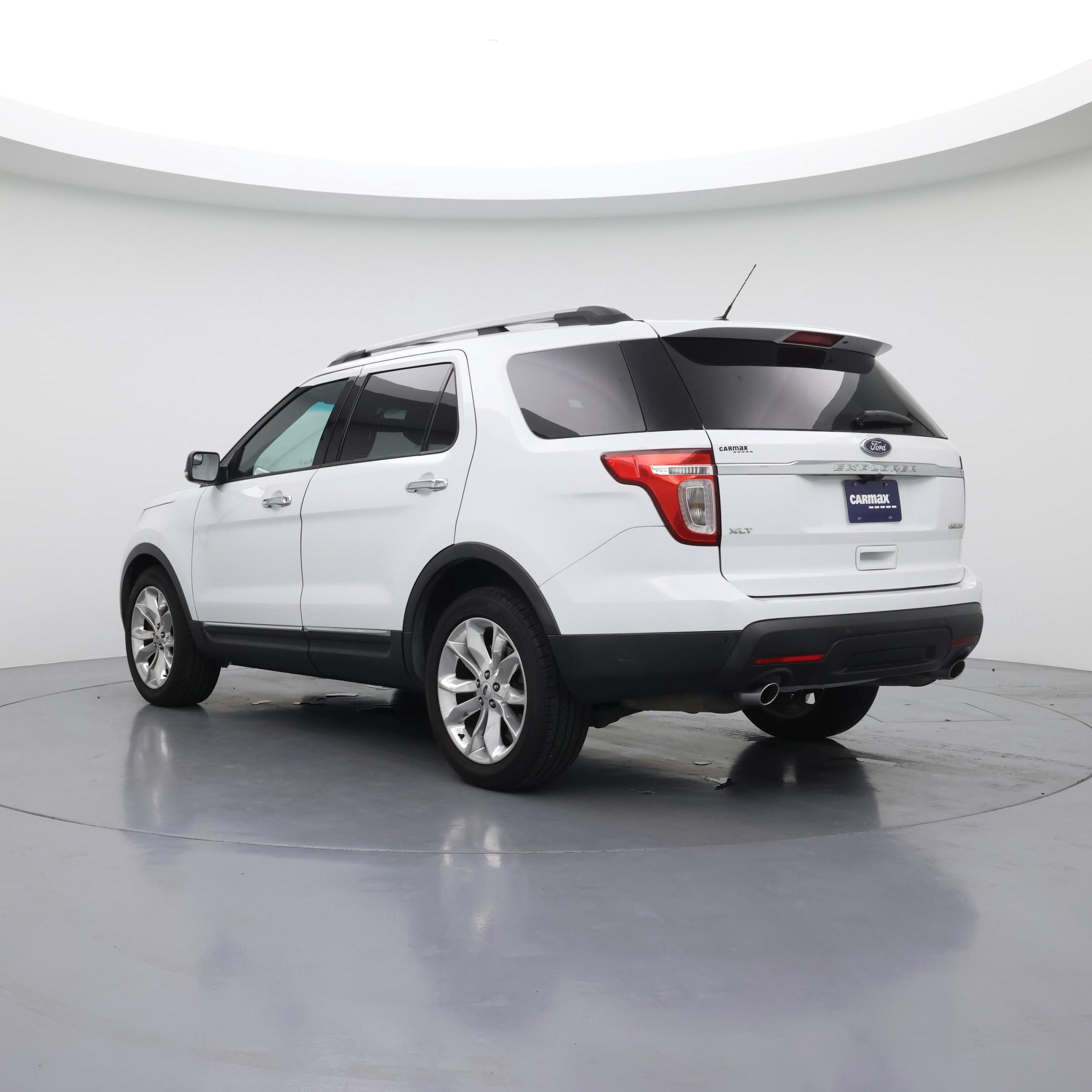 Thumbnail: 2014 Ford Explorer - 2