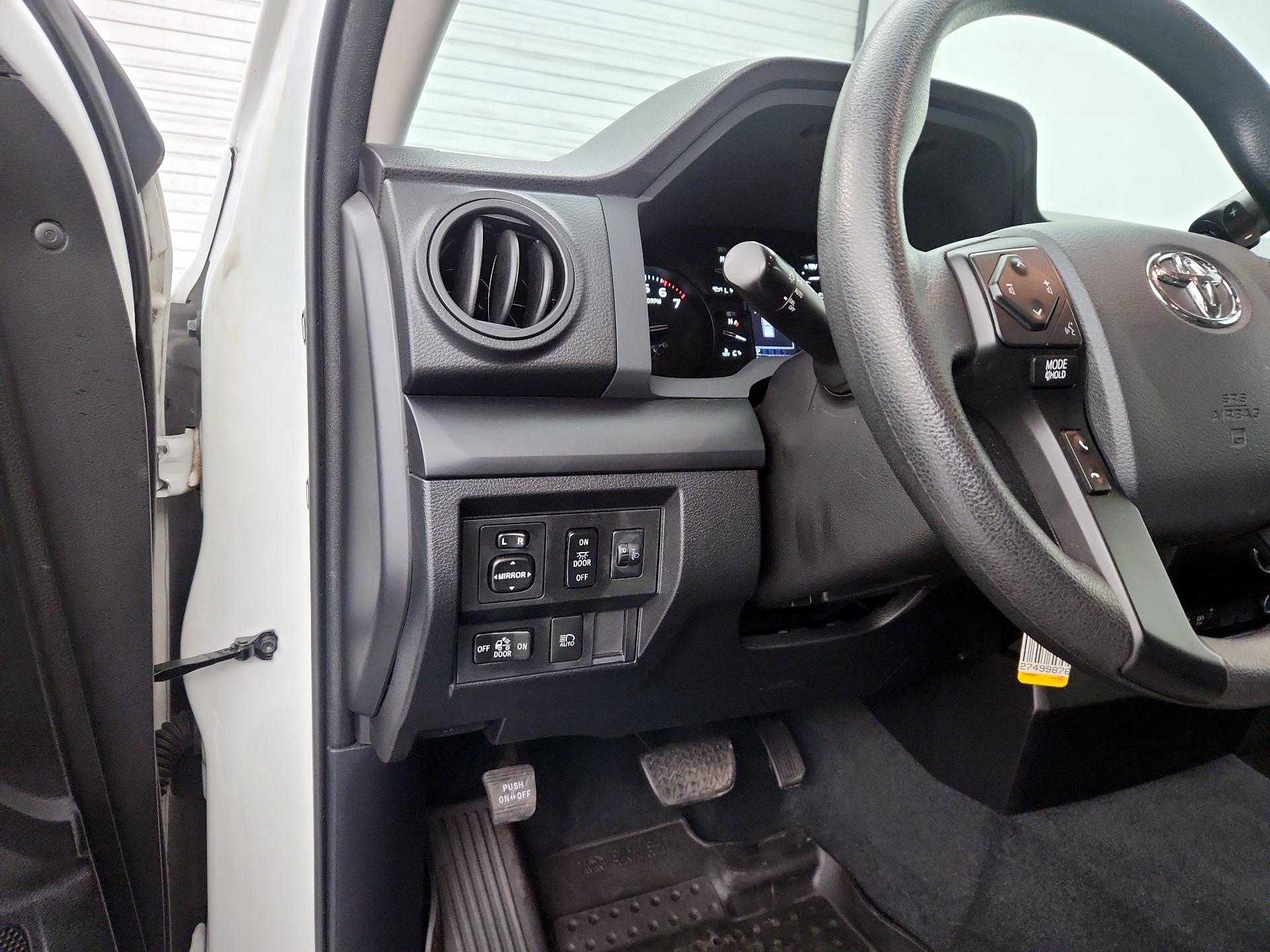 Thumbnail: 2020 Toyota Tundra - 13