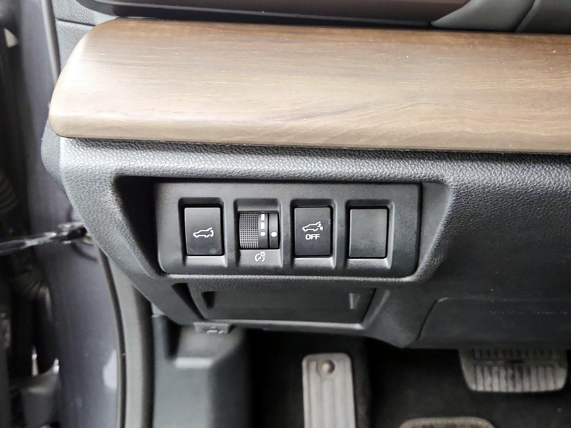 Thumbnail: 2022 Subaru Outback - 13