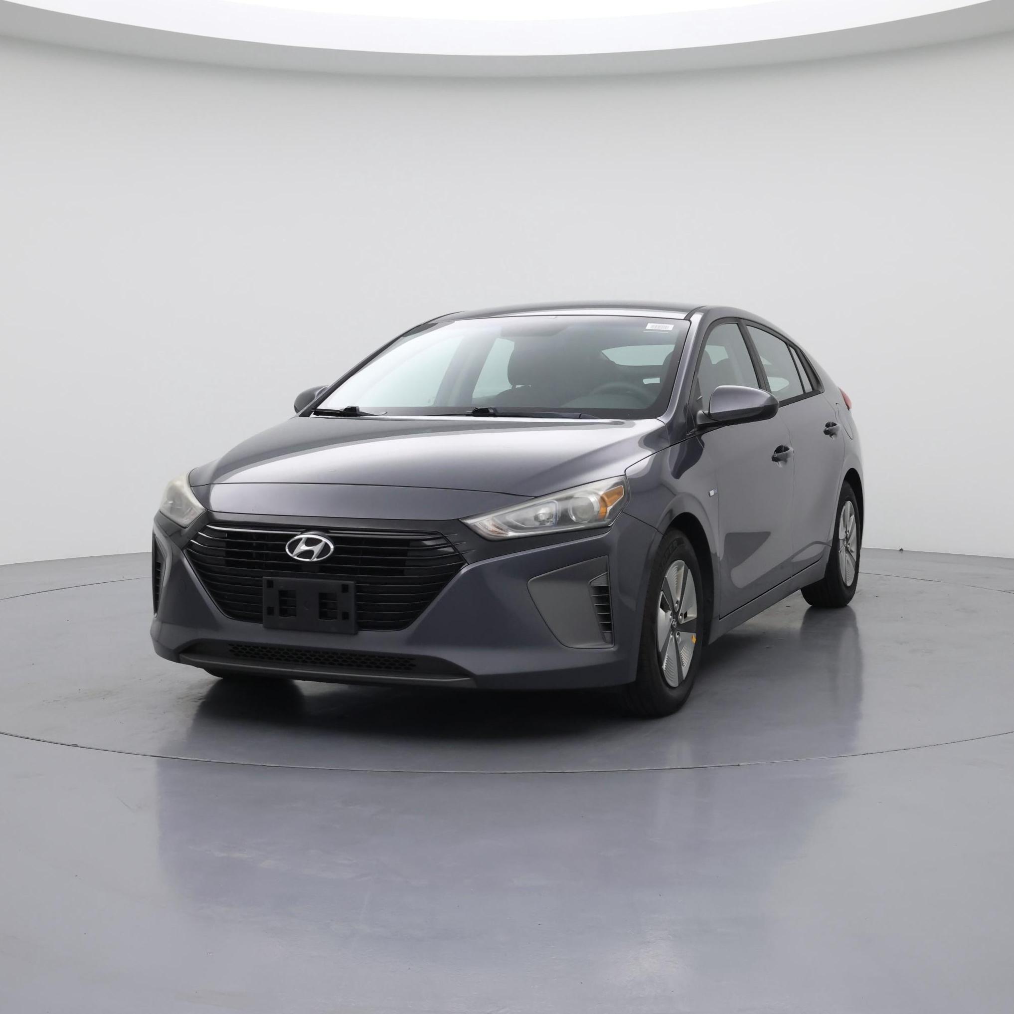 Thumbnail: 2019 Hyundai Ioniq - 4