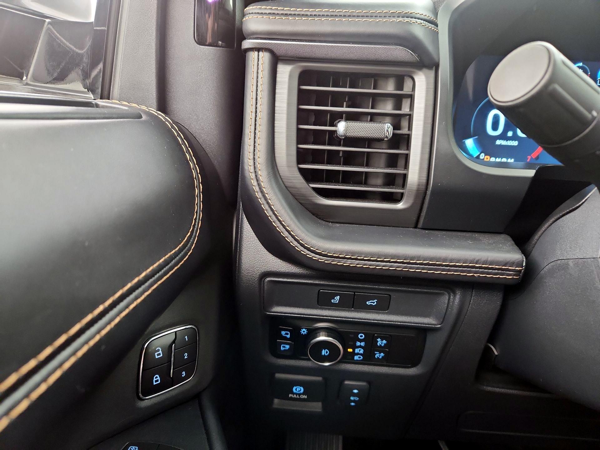 Thumbnail: 2023 Ford Expedition MAX - 13
