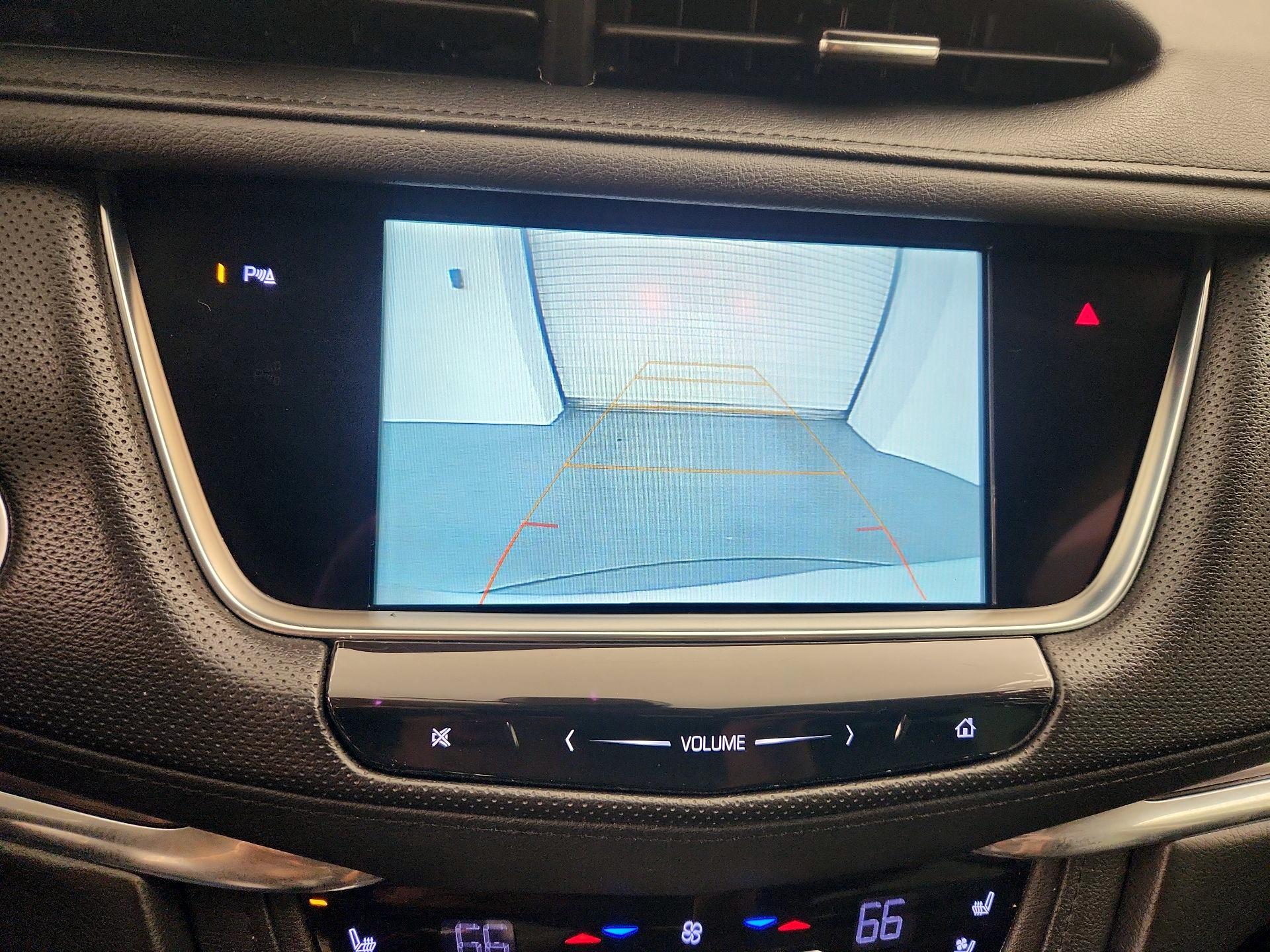 Thumbnail: 2019 Cadillac XT5 - 15