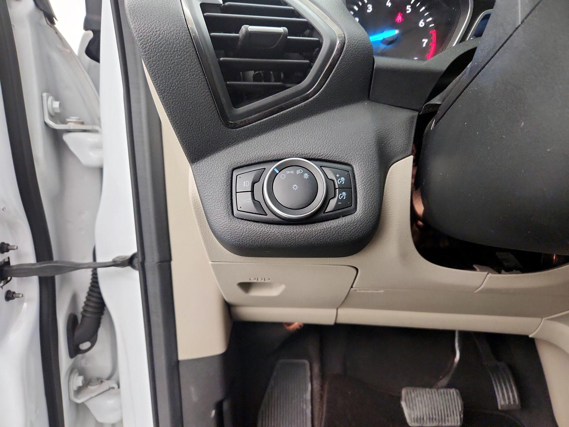 Thumbnail: 2017 Ford Escape - 11