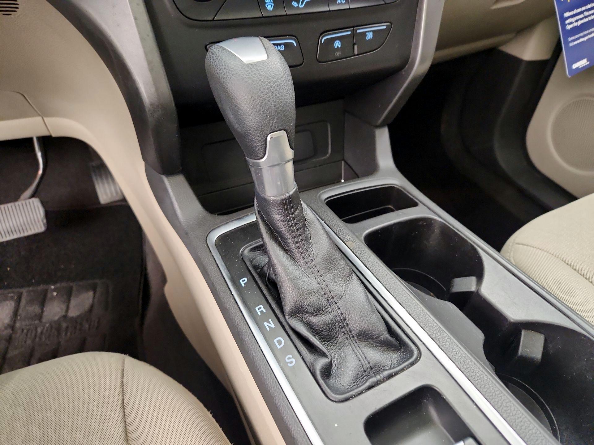 Thumbnail: 2017 Ford Escape - 15
