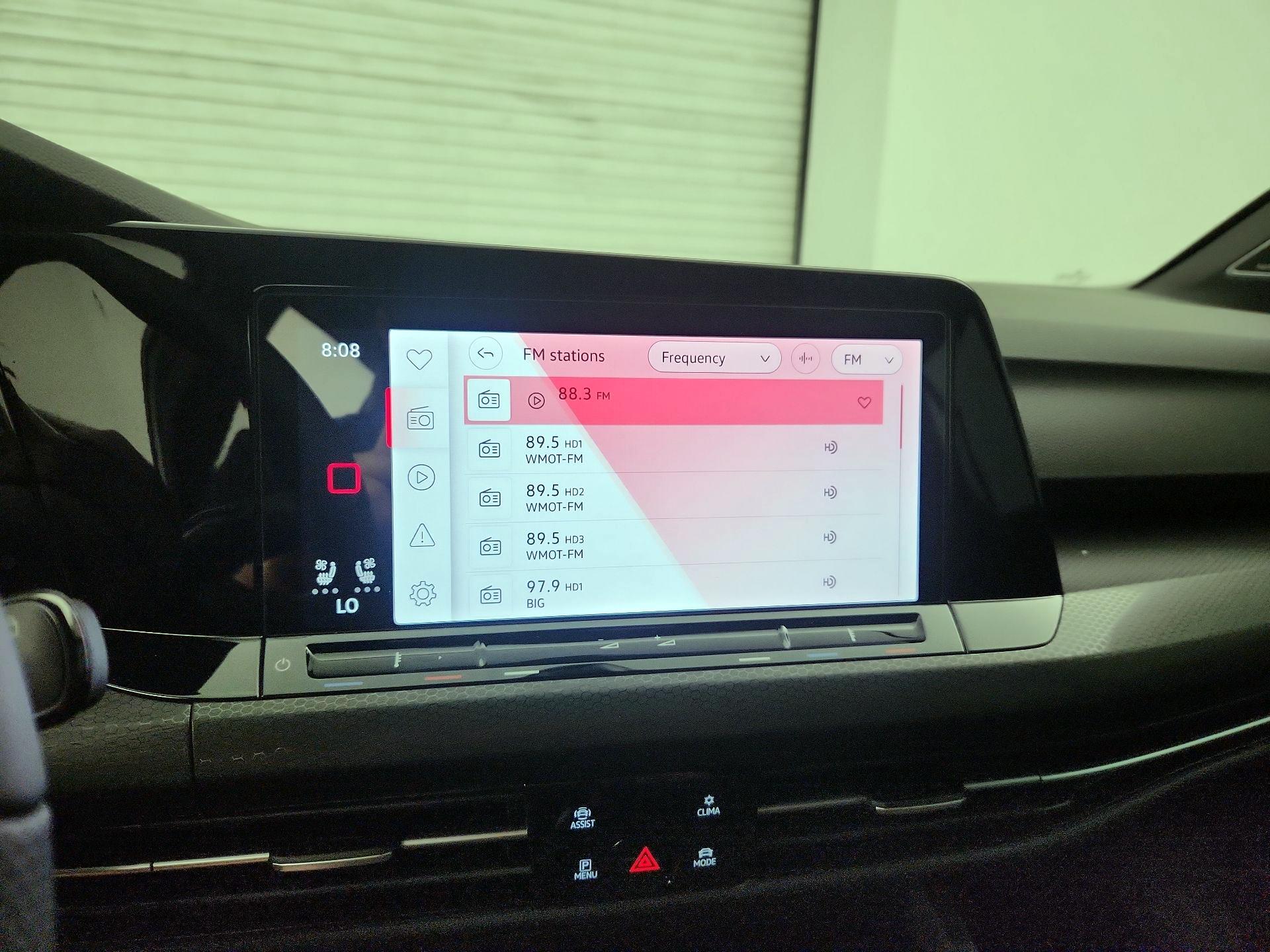 Thumbnail: 2022 Volkswagen Golf - 15