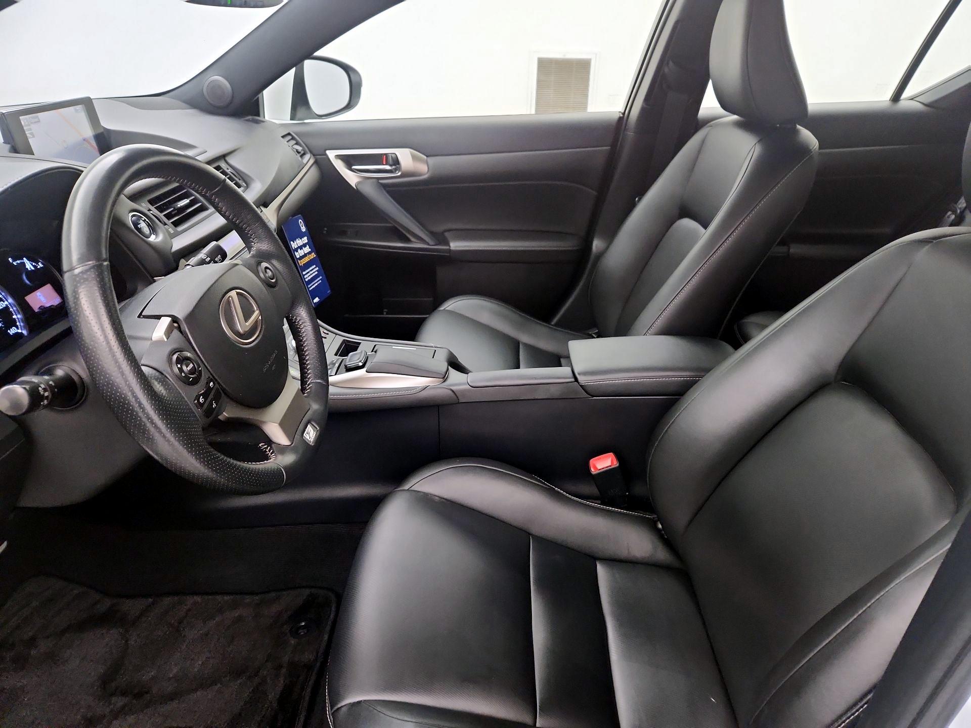 Thumbnail: 2015 Lexus CT - 11