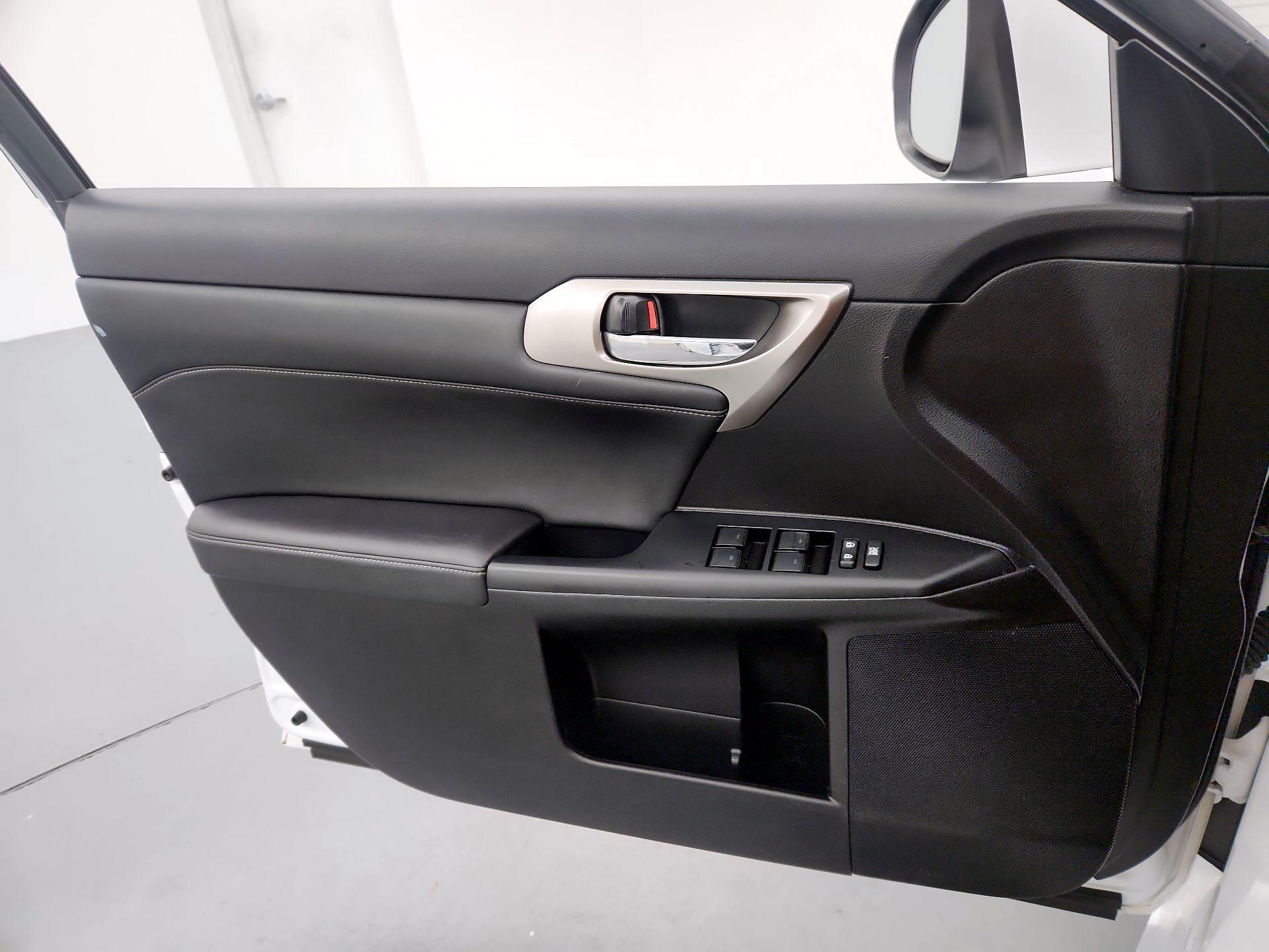 Thumbnail: 2015 Lexus CT - 12