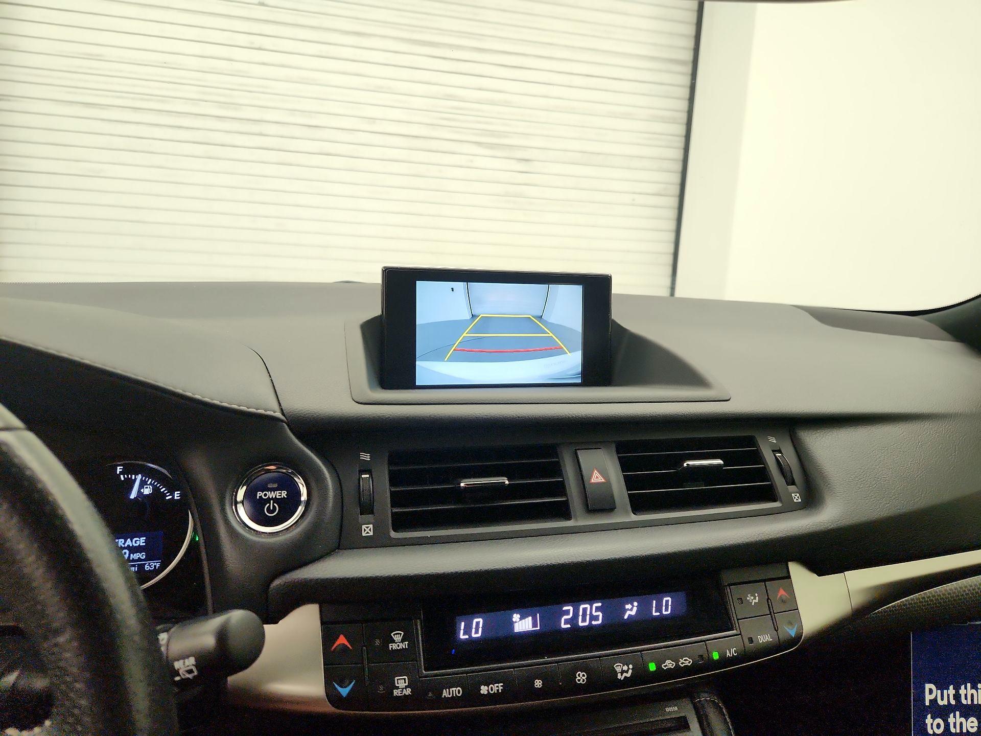 Thumbnail: 2015 Lexus CT - 14
