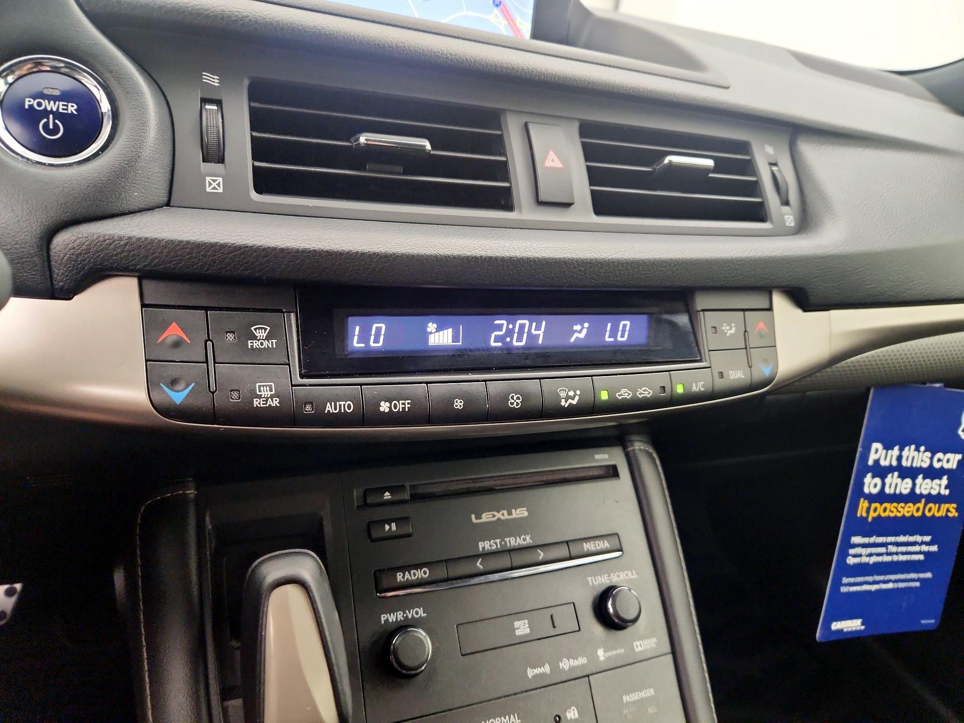 Thumbnail: 2015 Lexus CT - 16