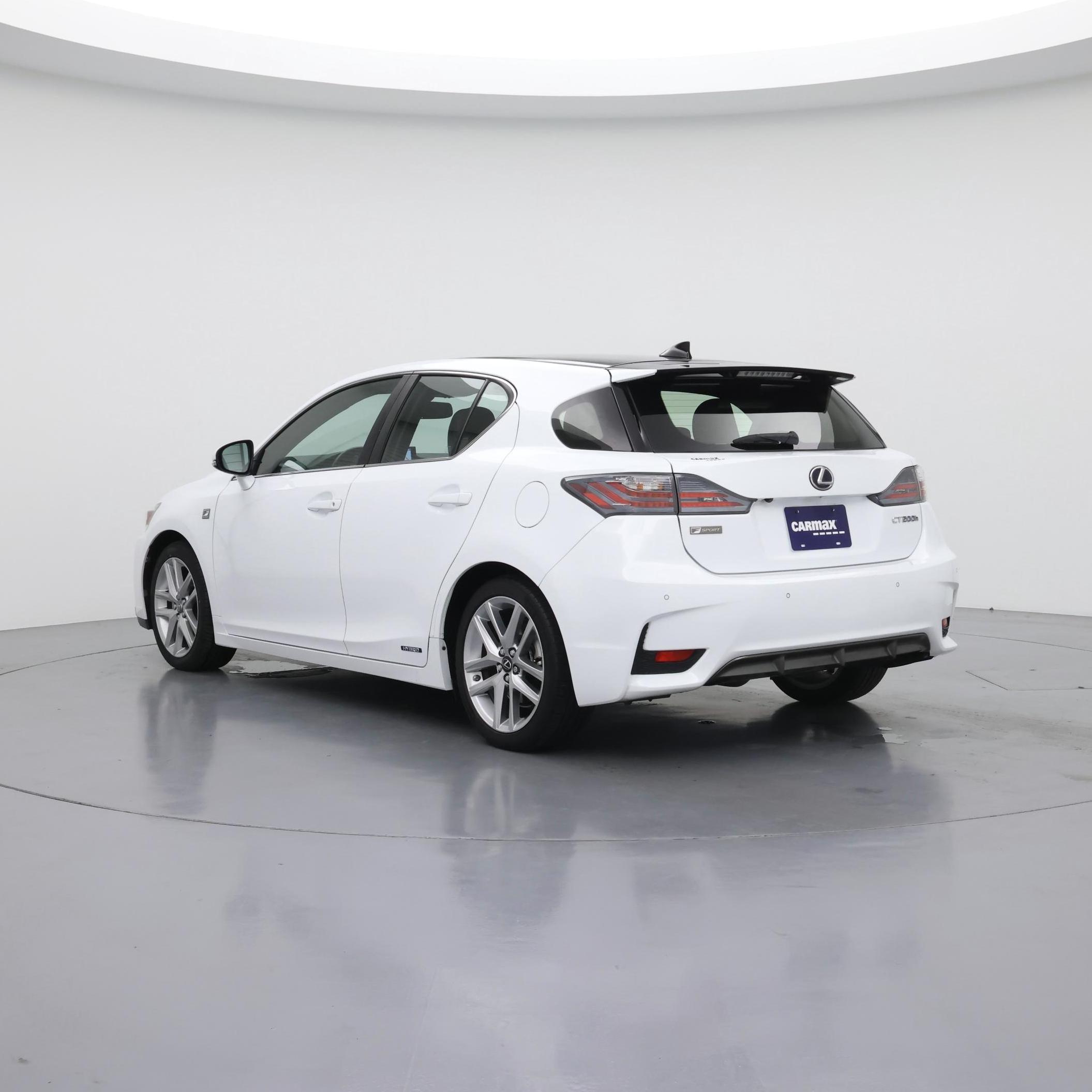 Thumbnail: 2015 Lexus CT - 2