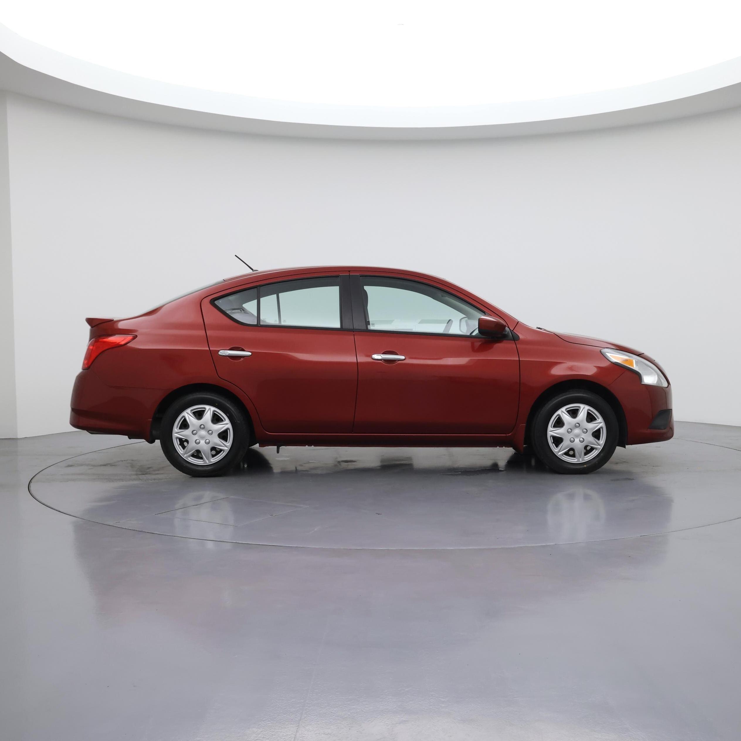 Thumbnail: 2017 Nissan Versa - 7