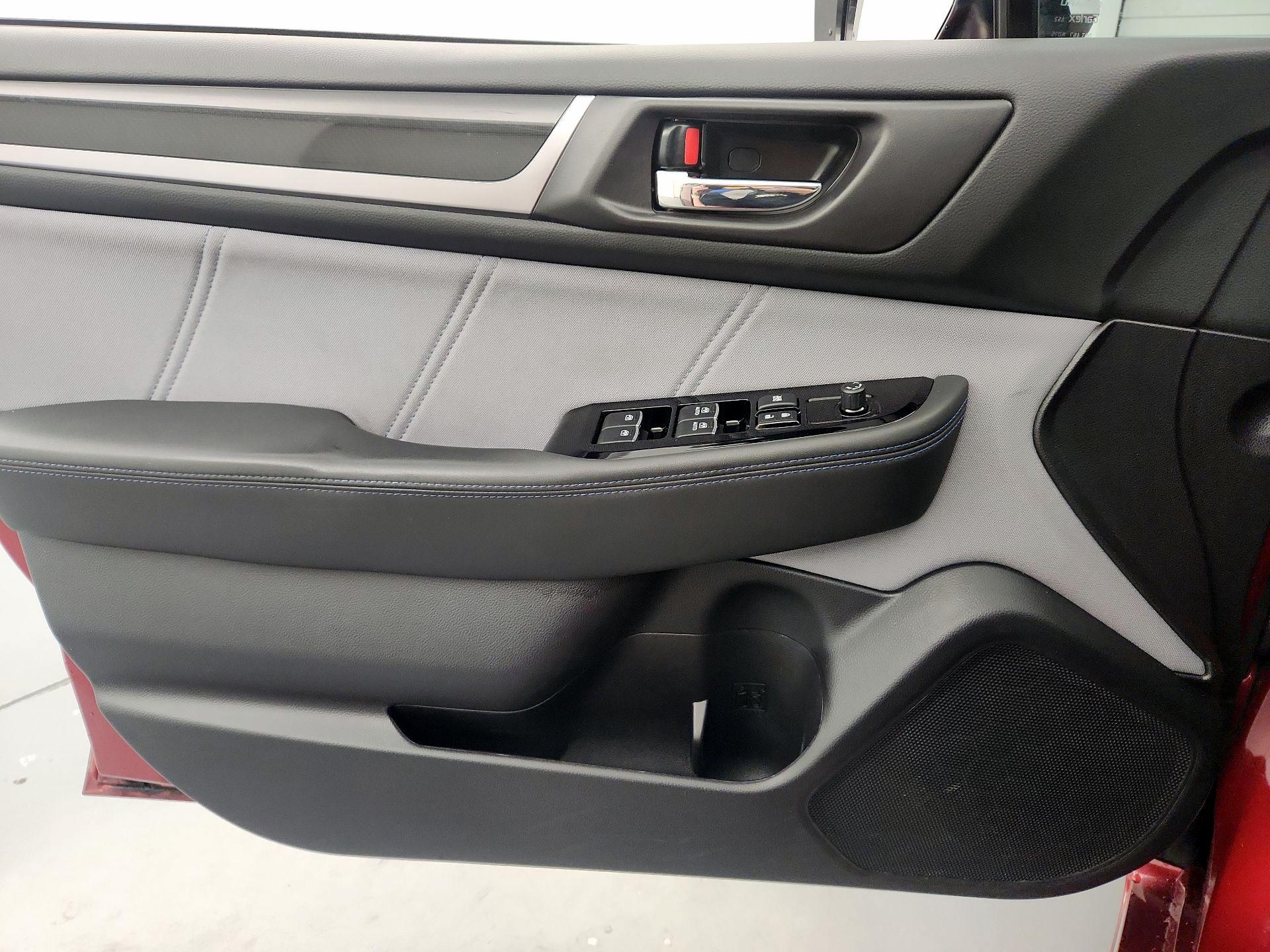 Thumbnail: 2017 Subaru Legacy - 12