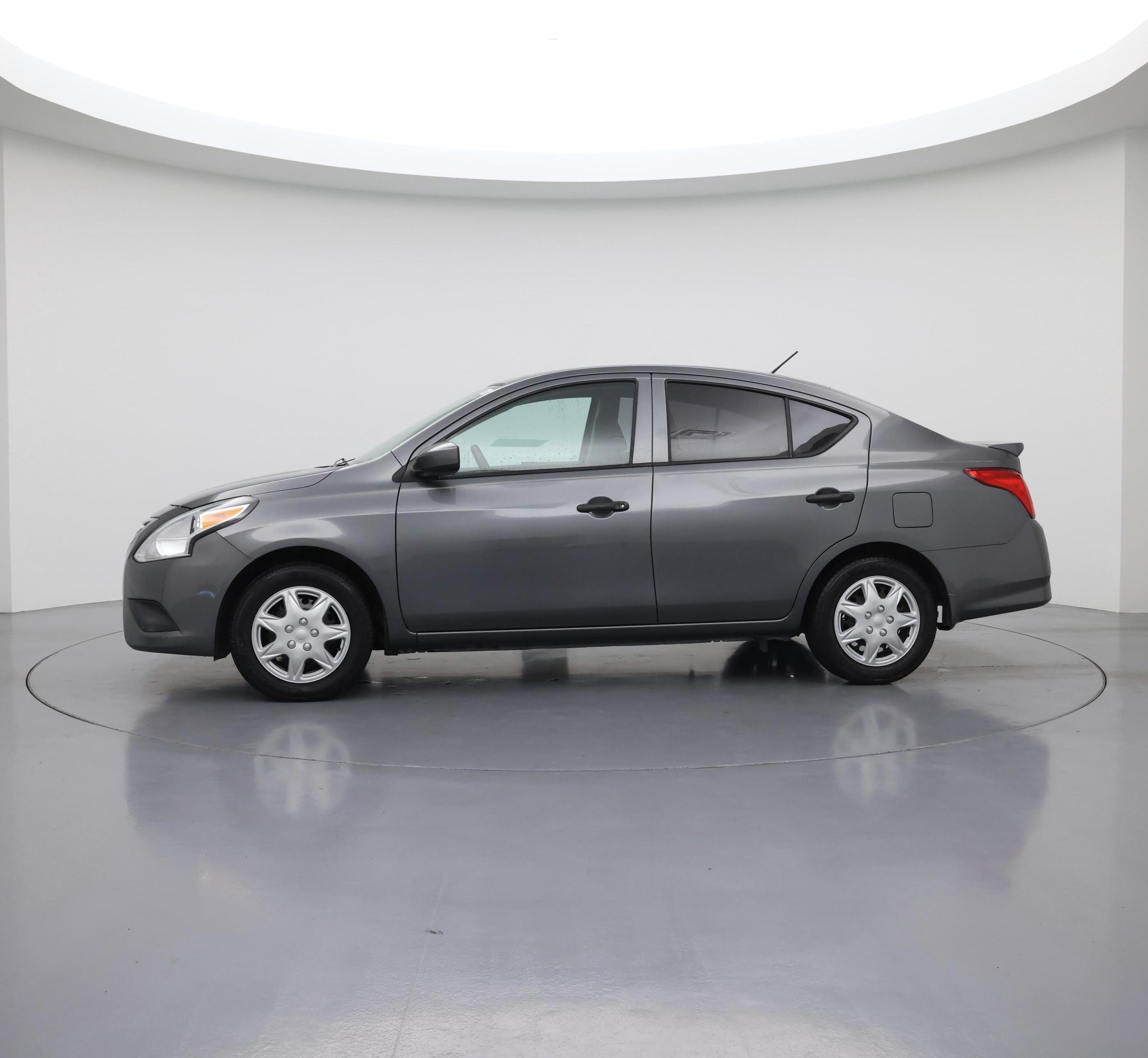 Thumbnail: 2019 Nissan Versa - 3