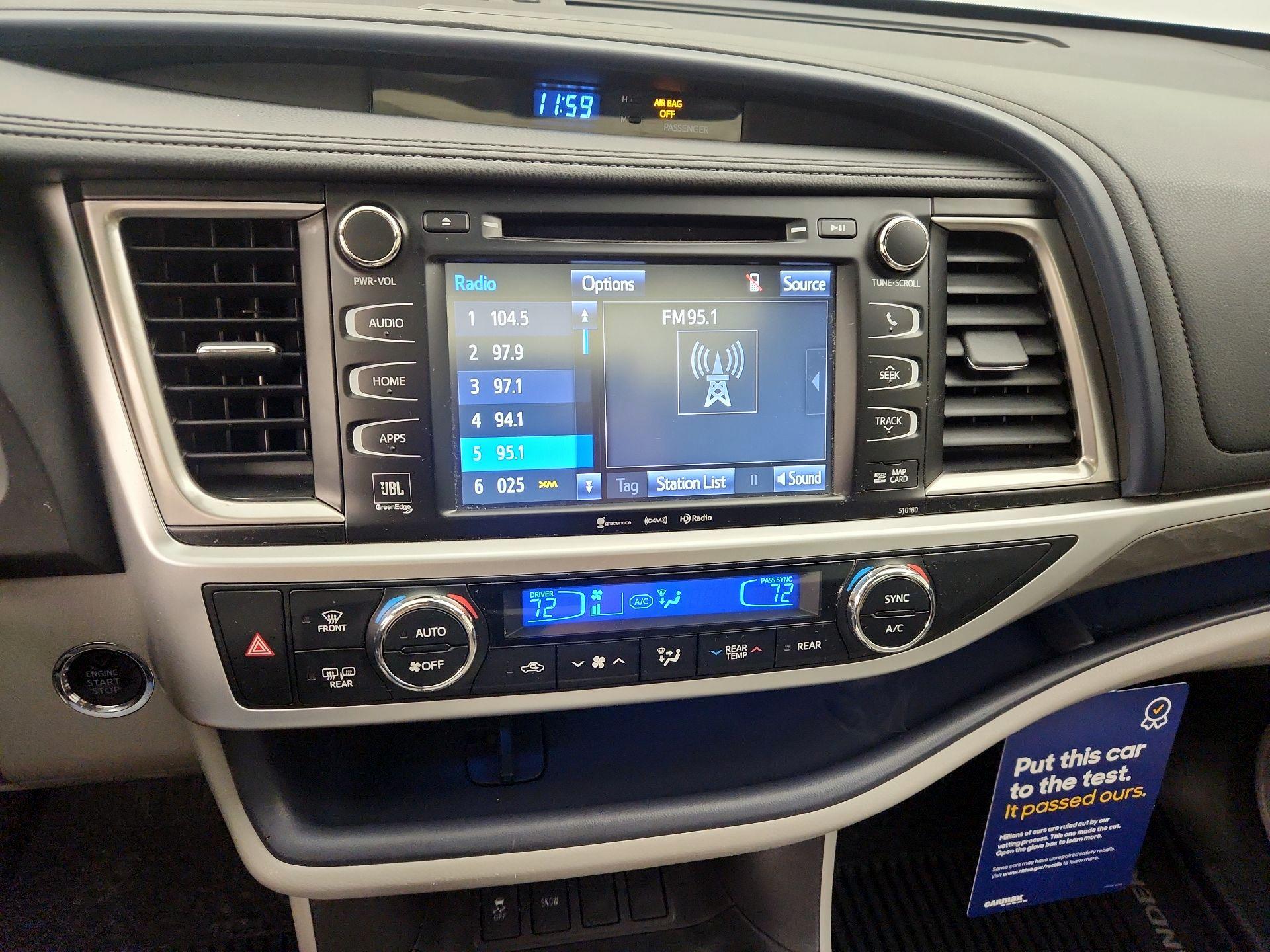 Thumbnail: 2018 Toyota Highlander - 16
